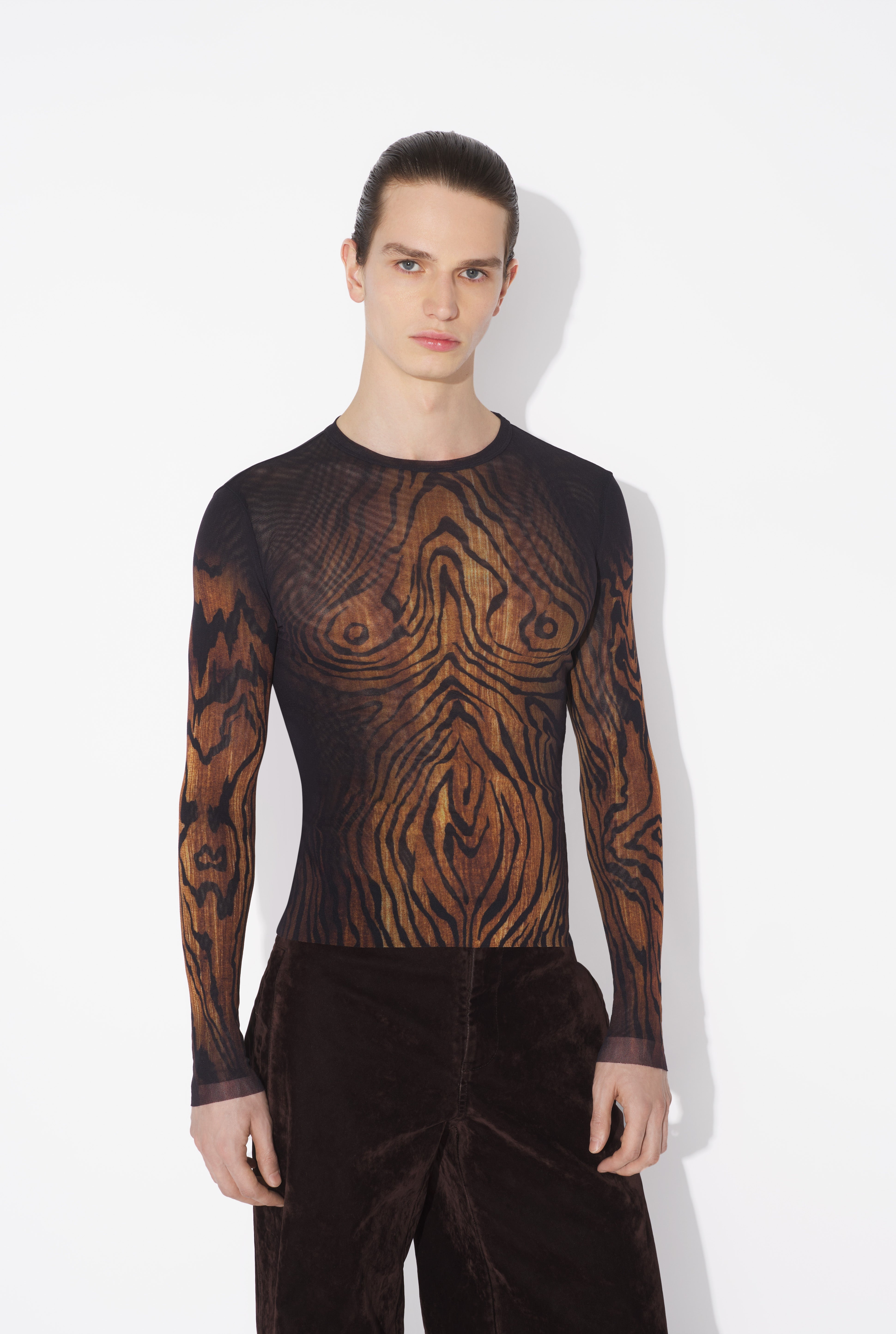 THE WOOD TOP - 7
