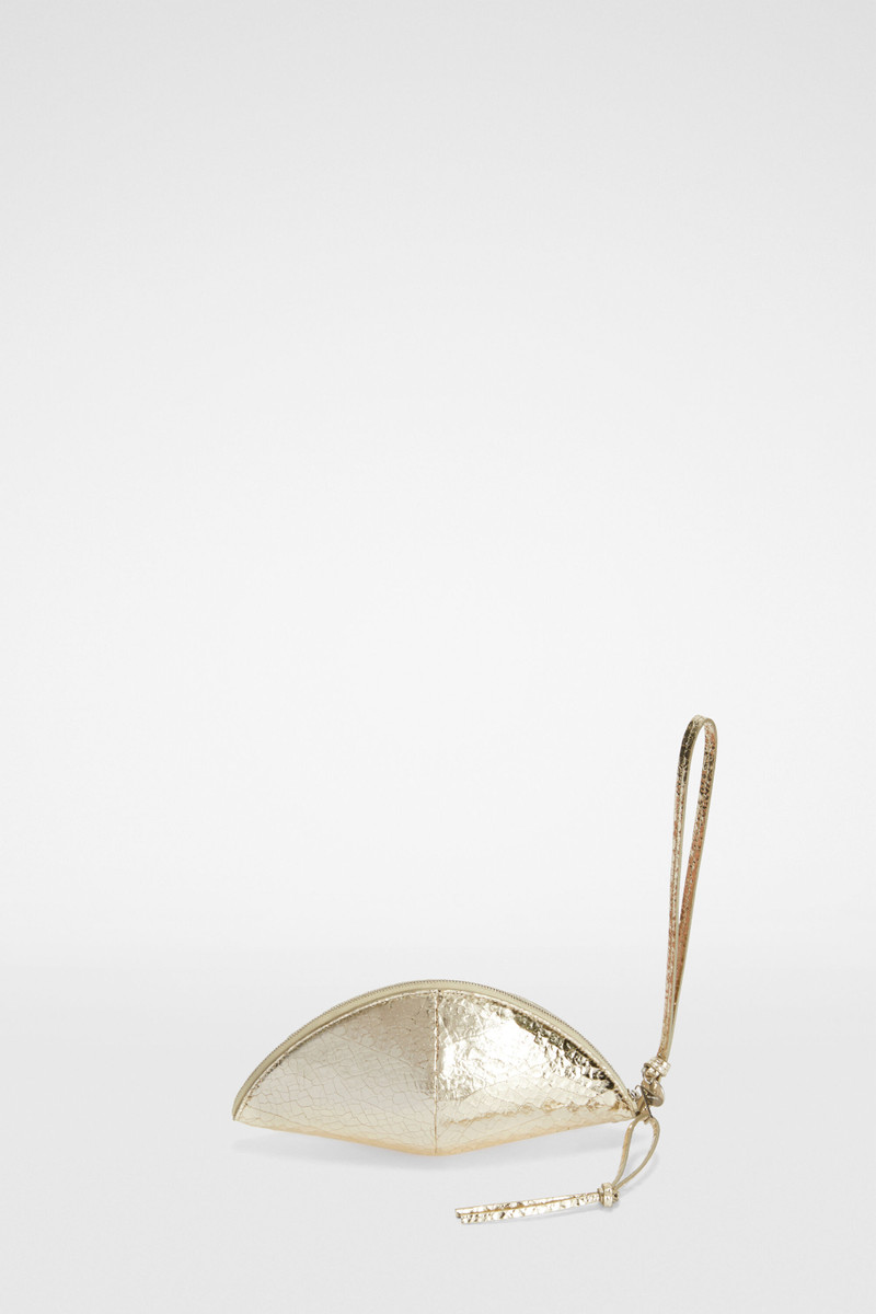 Curve Clutch Medium 1