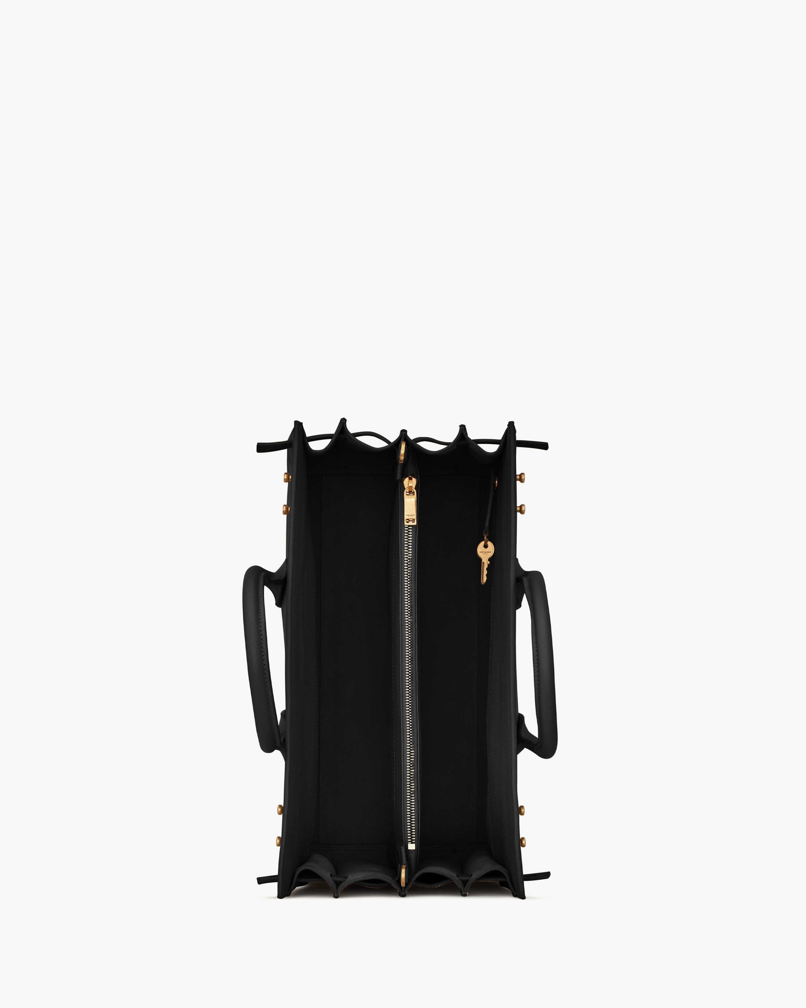 SAC DE JOUR MEDIUM IN SUPPLE GRAINED LEATHER - 4
