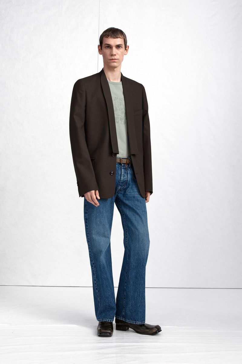 Minimal Collar Wool Blazer 1