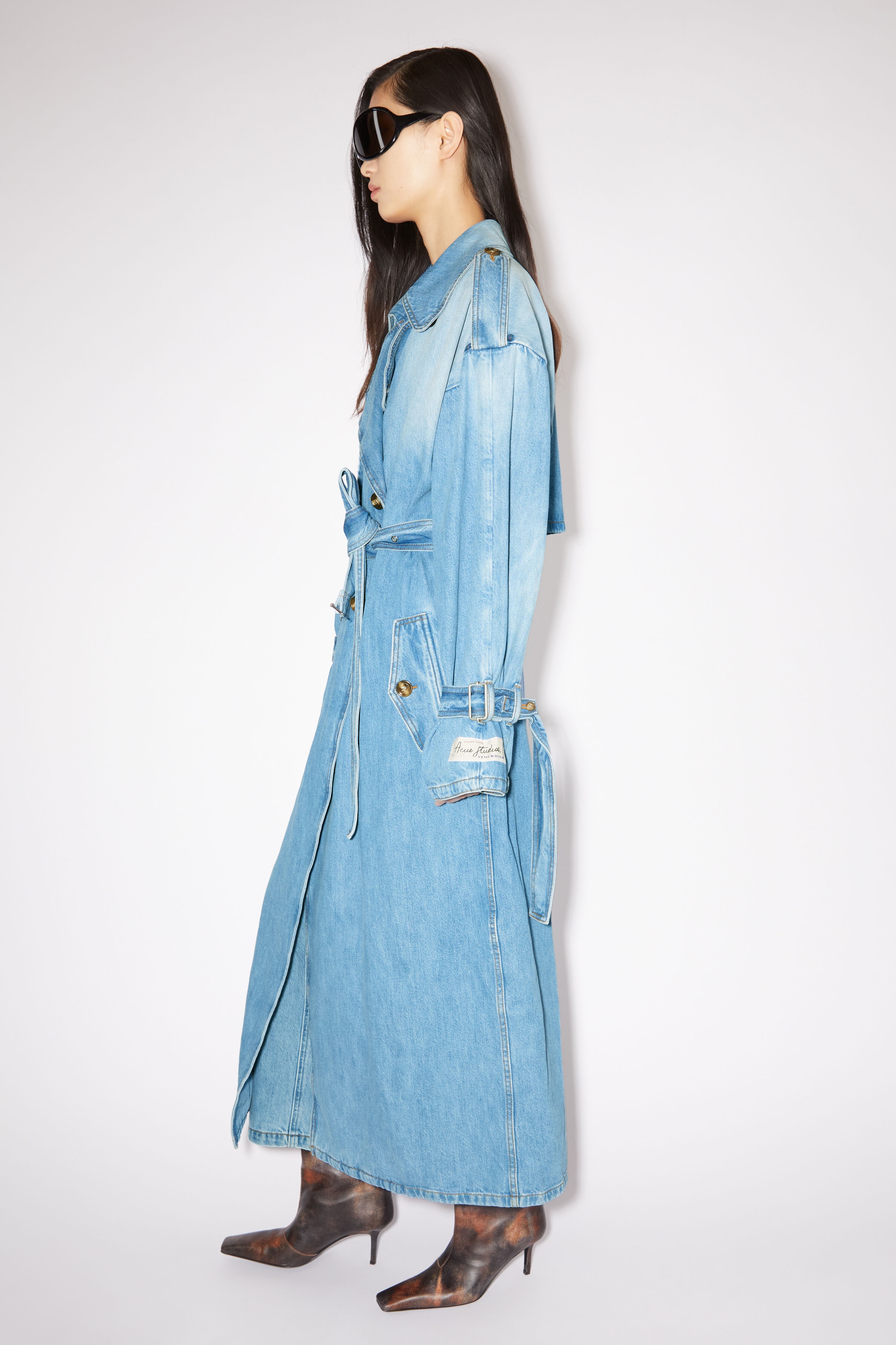 Denim double-breasted trench coat - Light blue - 4
