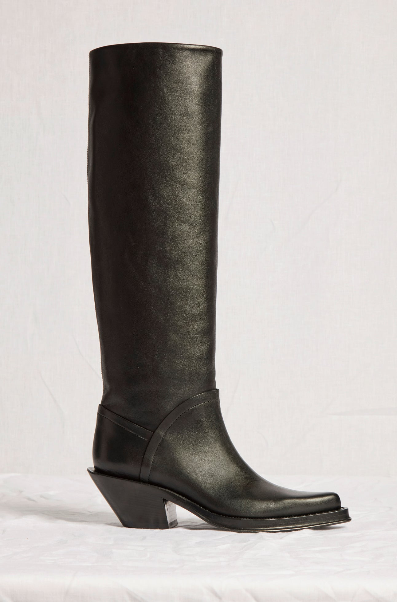 Camero Knee-High Cowboy Boot in Black Leather - 5