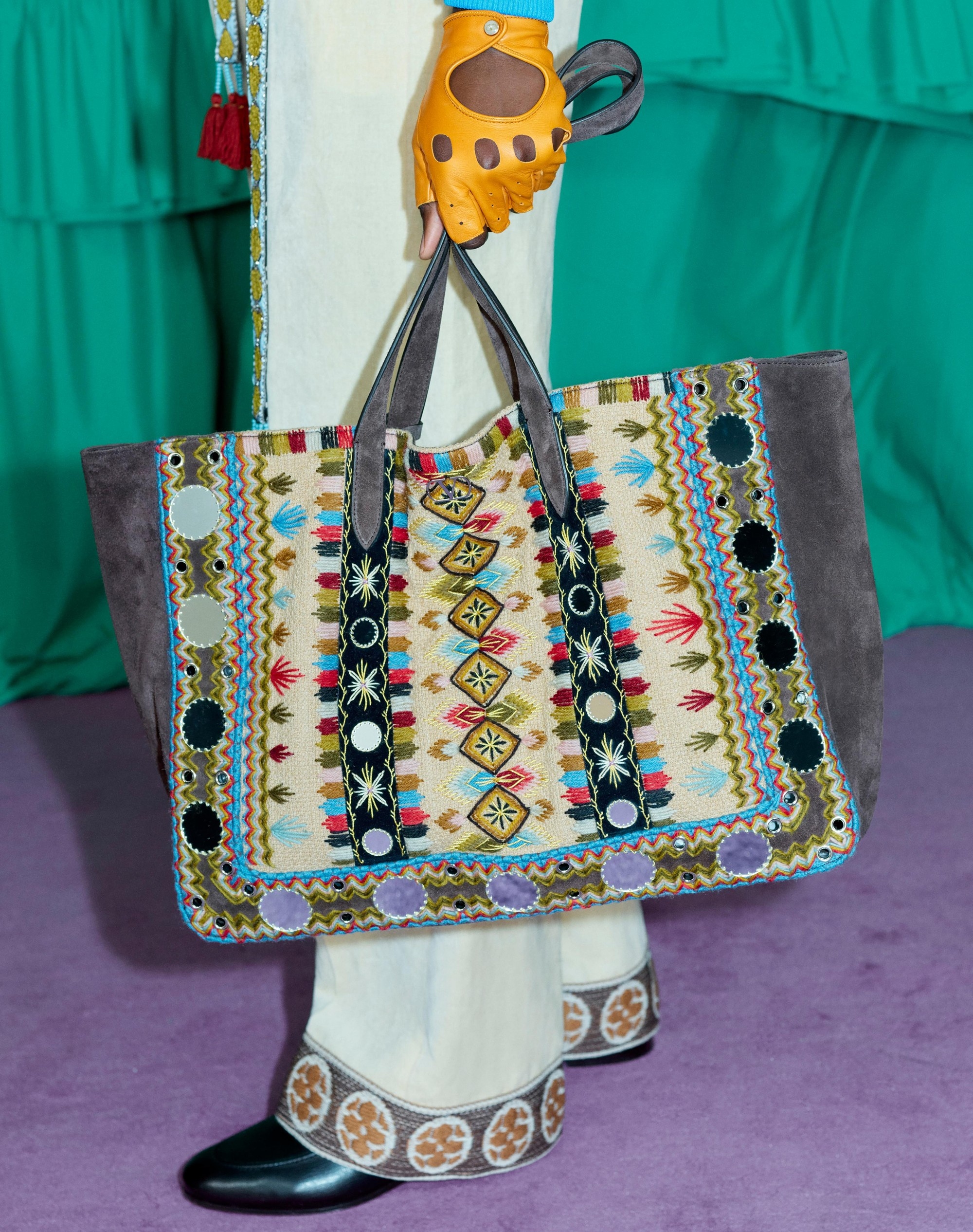 VALENTINO GARAVANI NELLCÔTE LARGE EMBROIDERED SHOPPING BAG - 9