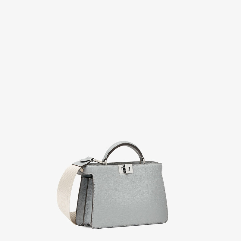 Peekaboo ISeeU XCross 2