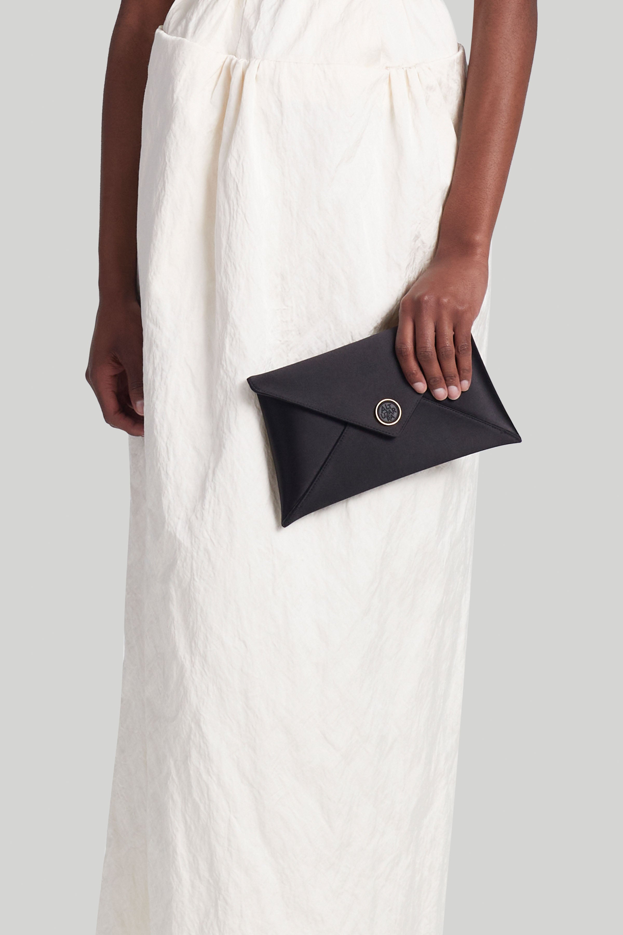 'MEDALLION' ENVELOPE CLUTCH SATIN - 2