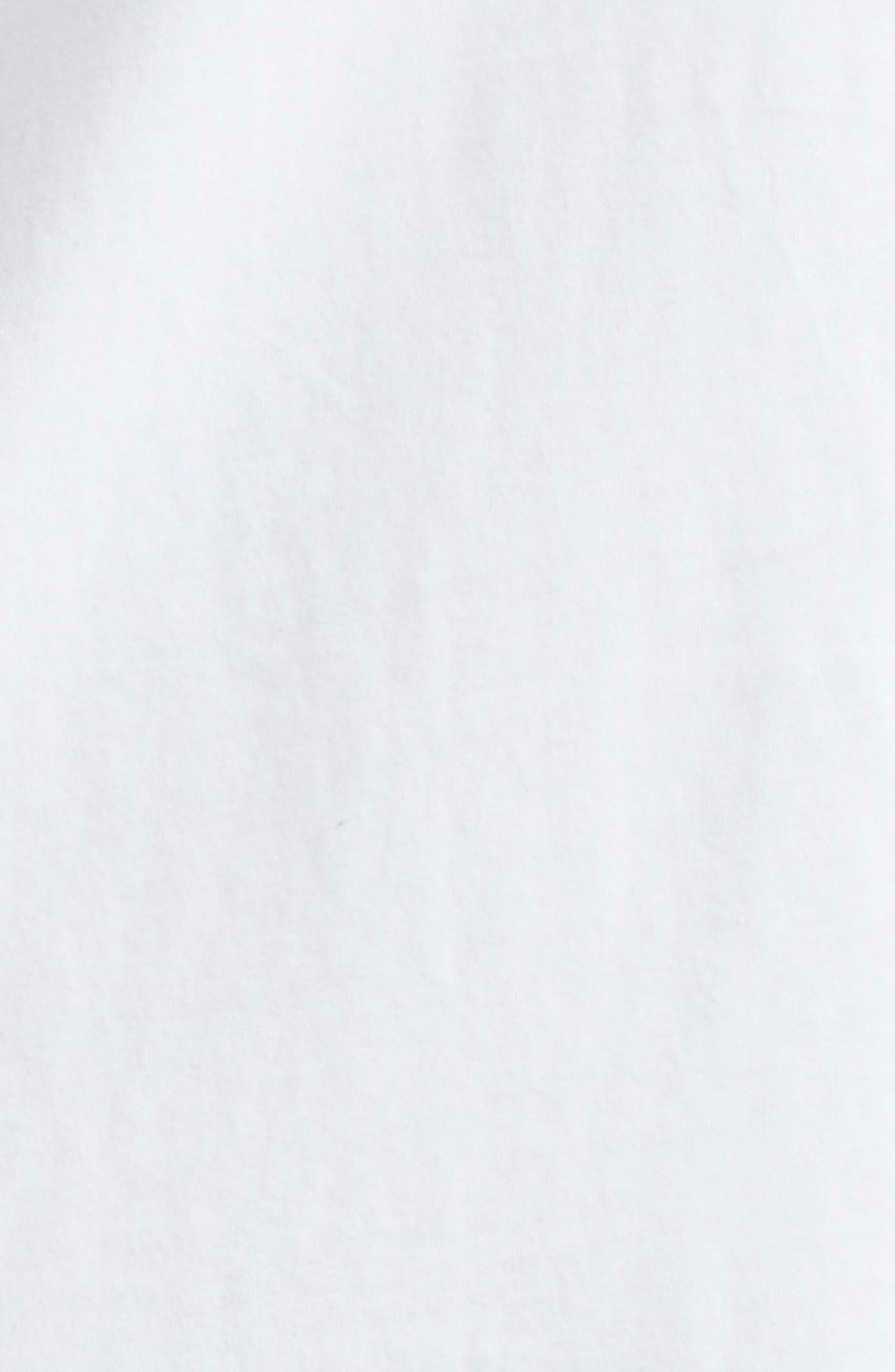 Small Star Cotton Logo Tee - 7