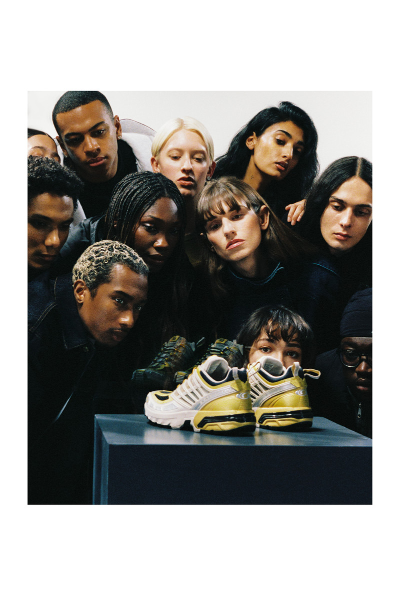 SALOMON ACS PRO 20 Years Anniversary Golden Archive outlook