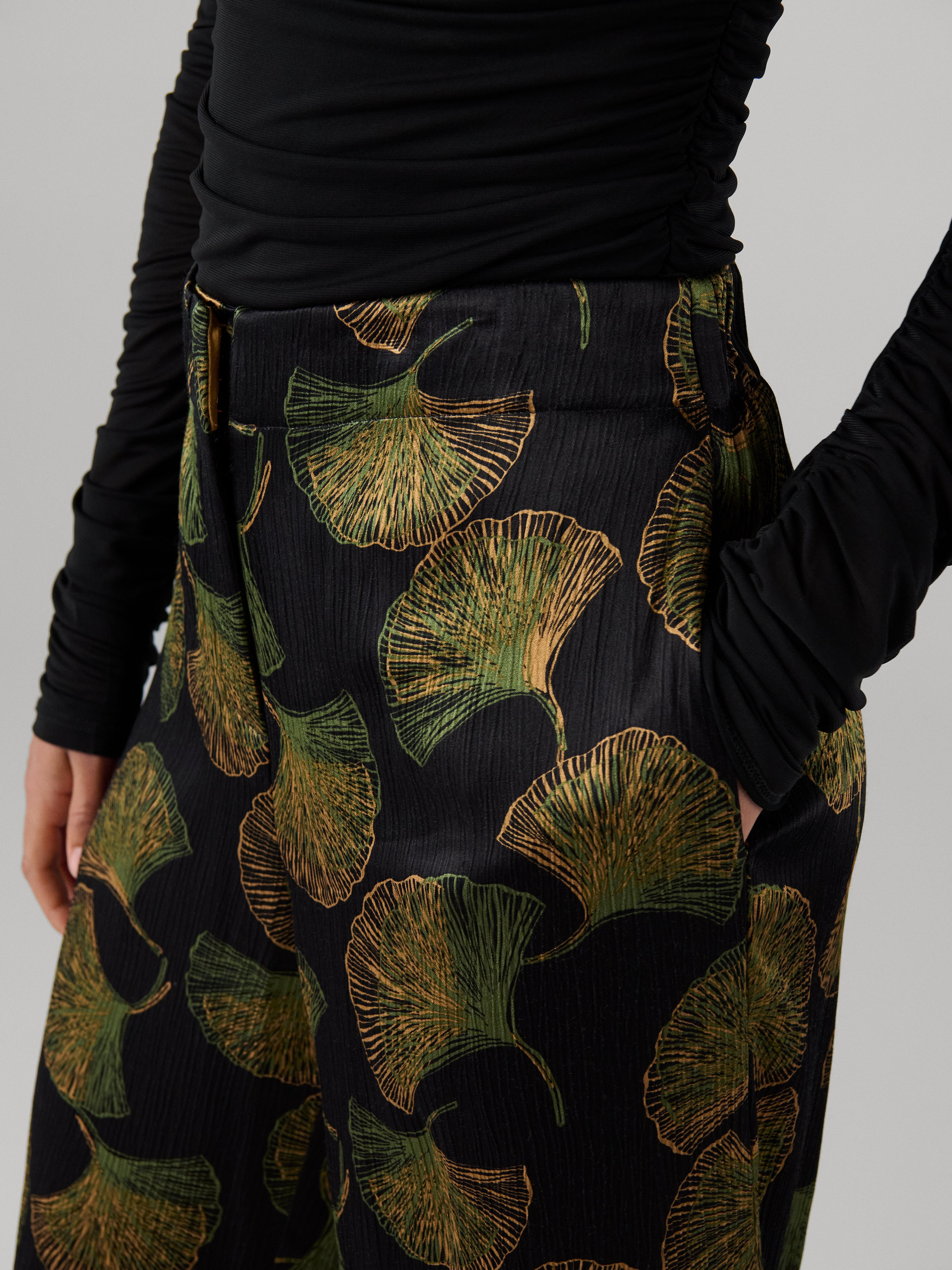 Alexander Pant - 4