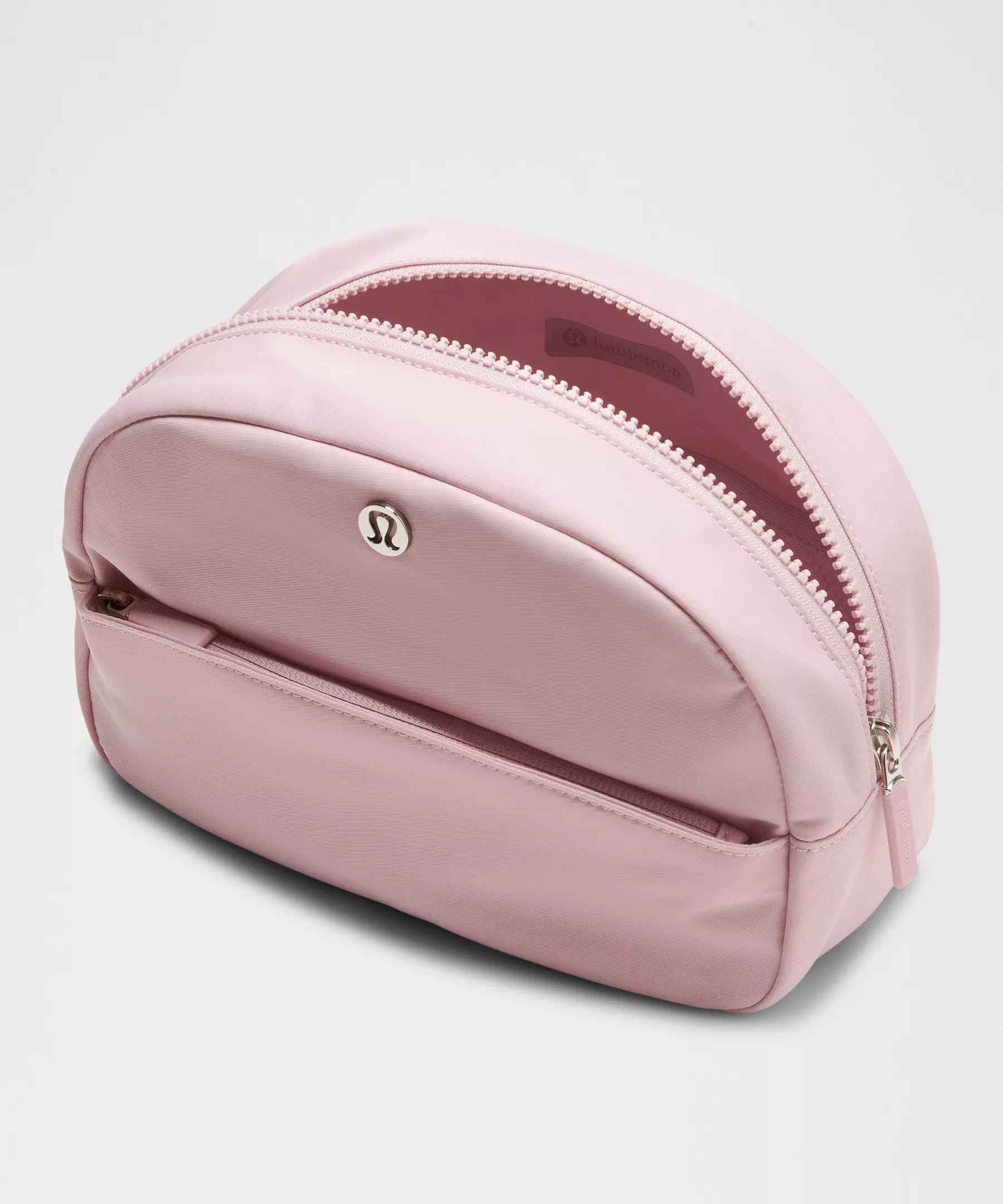 City Essentials Pouch 4L - 4