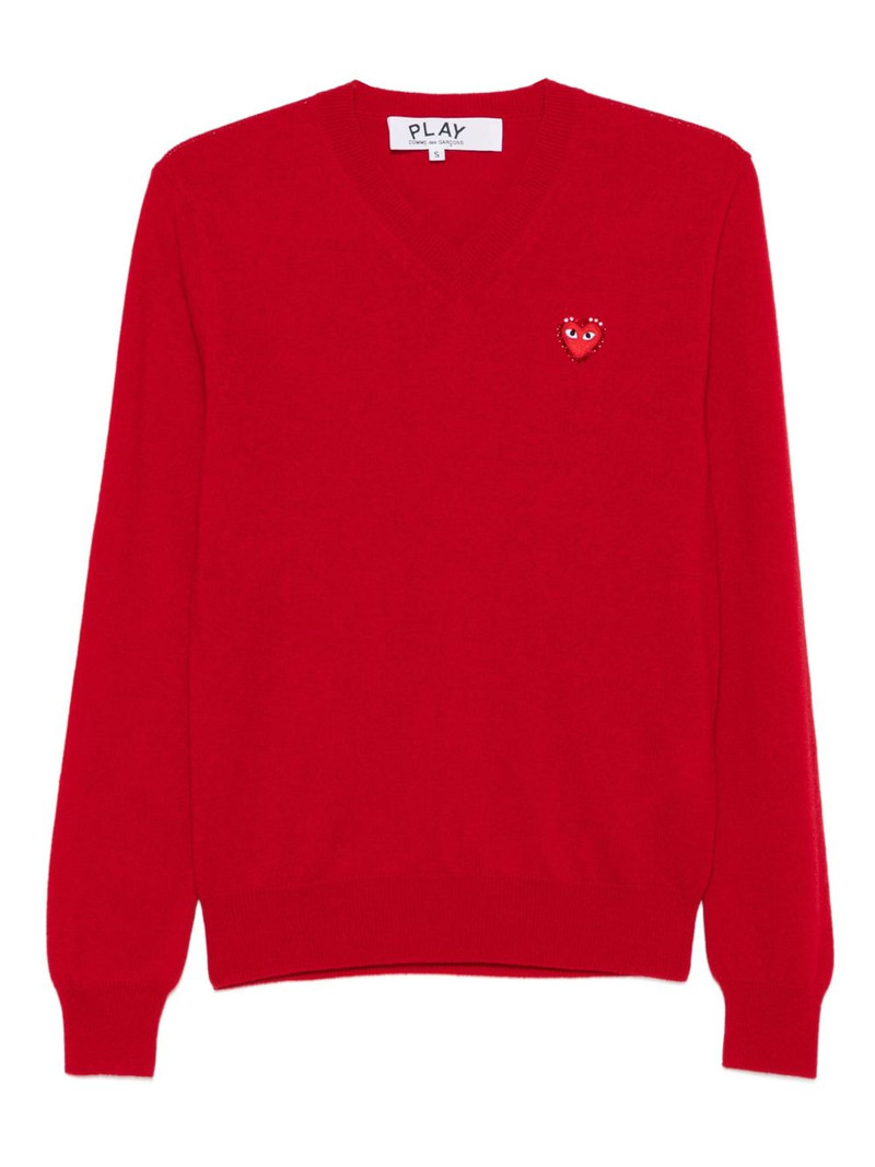 heart-emblem V-neck sweater 1
