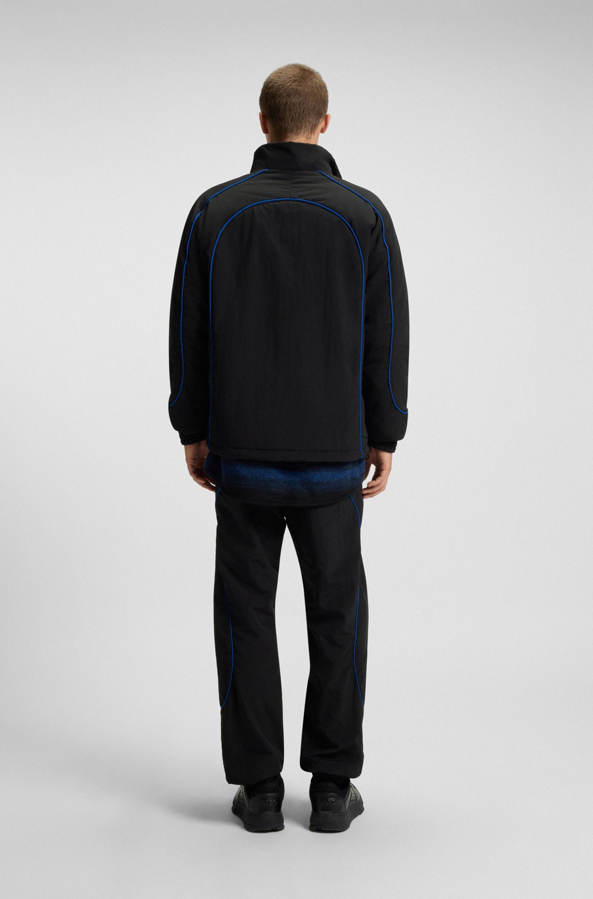 WATER-REPELLENT HALF-ZIP JACKET WITH CONTRAST PIPING - 4