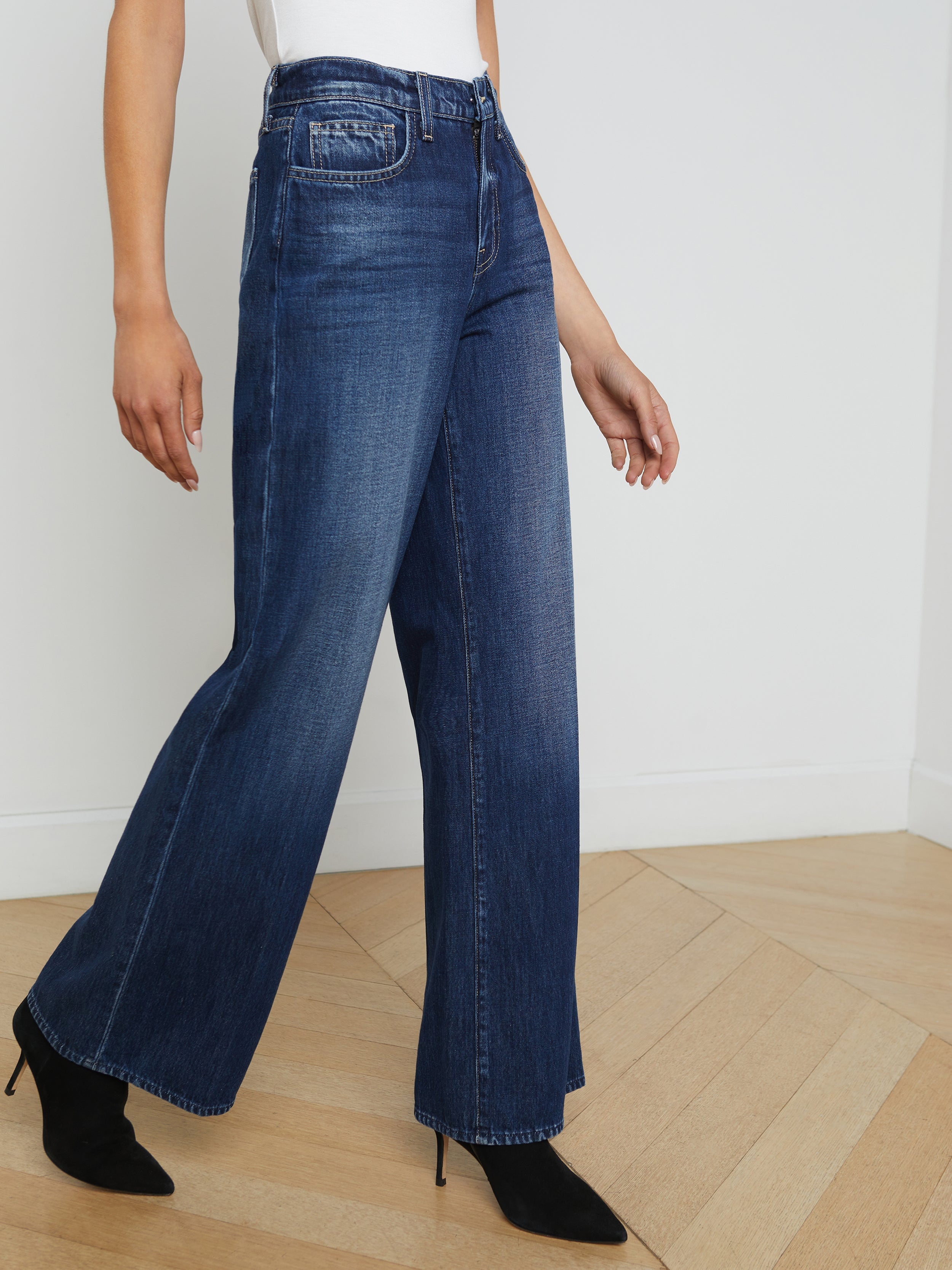 Alicent Wide-Leg Jean - 4