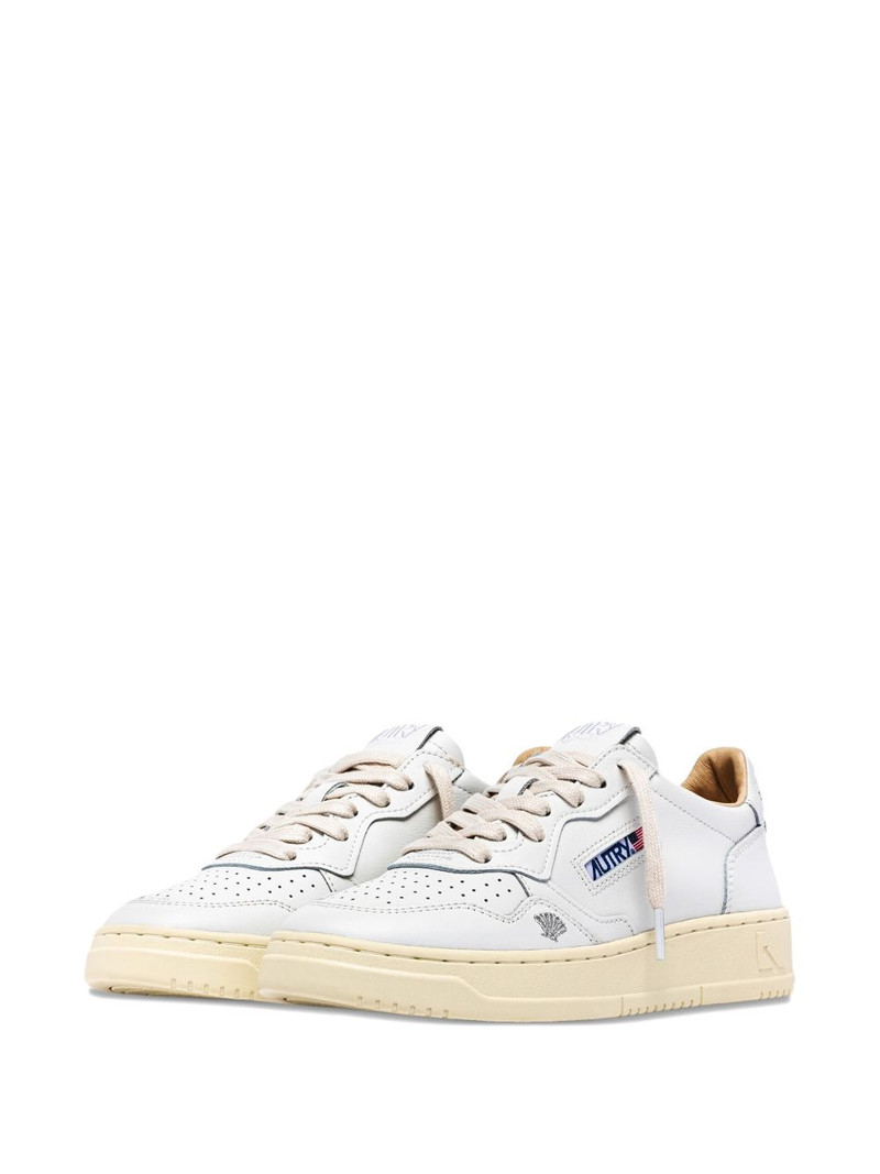 AUTRY leather sneakers outlook
