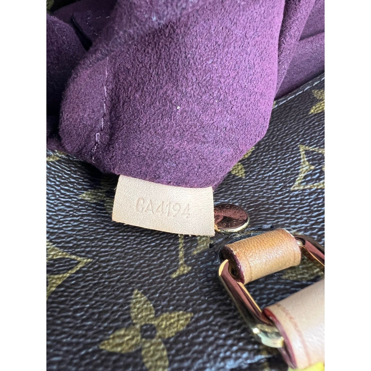 Louis Vuitton Montaigne MM Monogram Shoulder Bag - 9