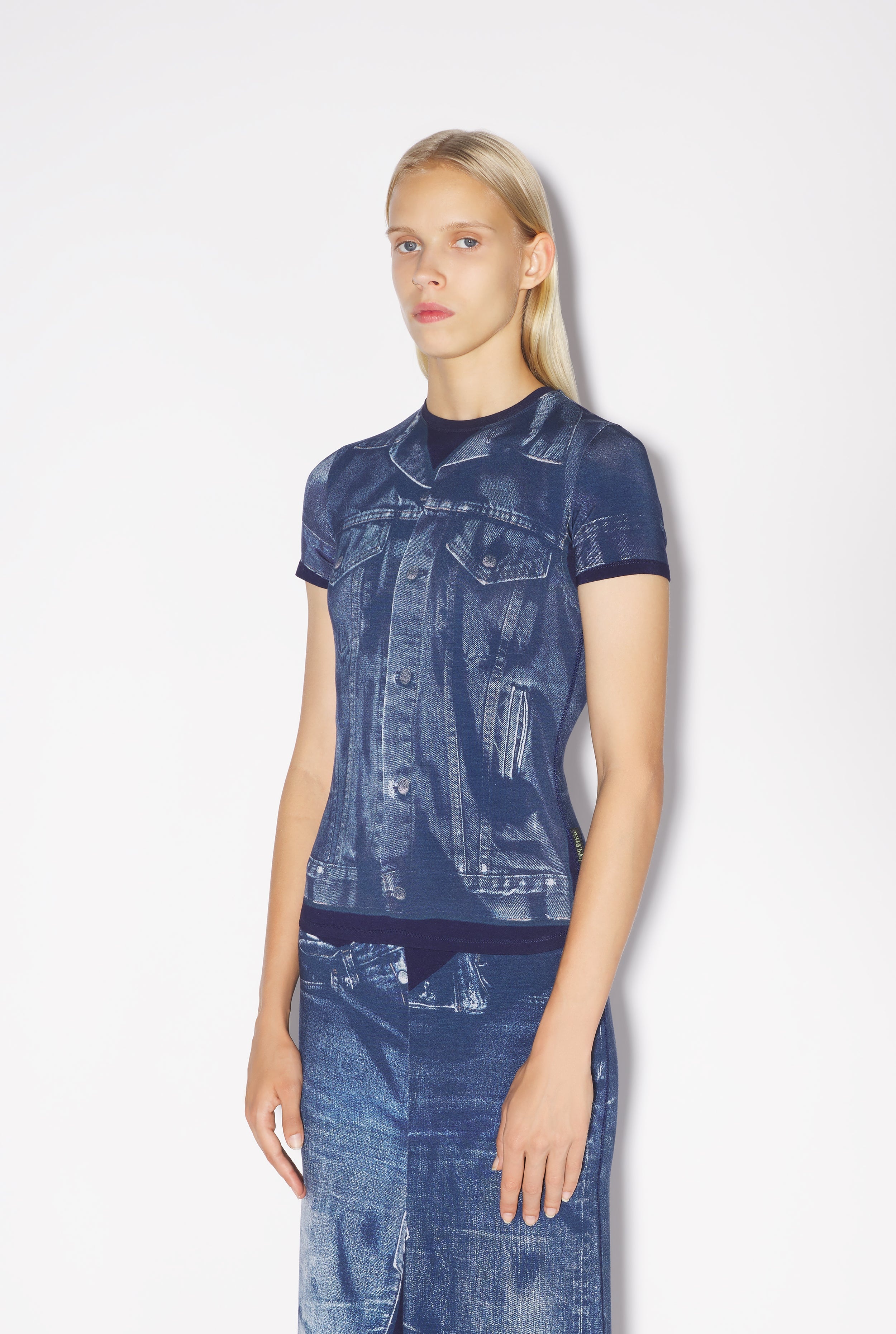 THE BLUE DENIM TROMPE-L’OEIL T-SHIRT - 1