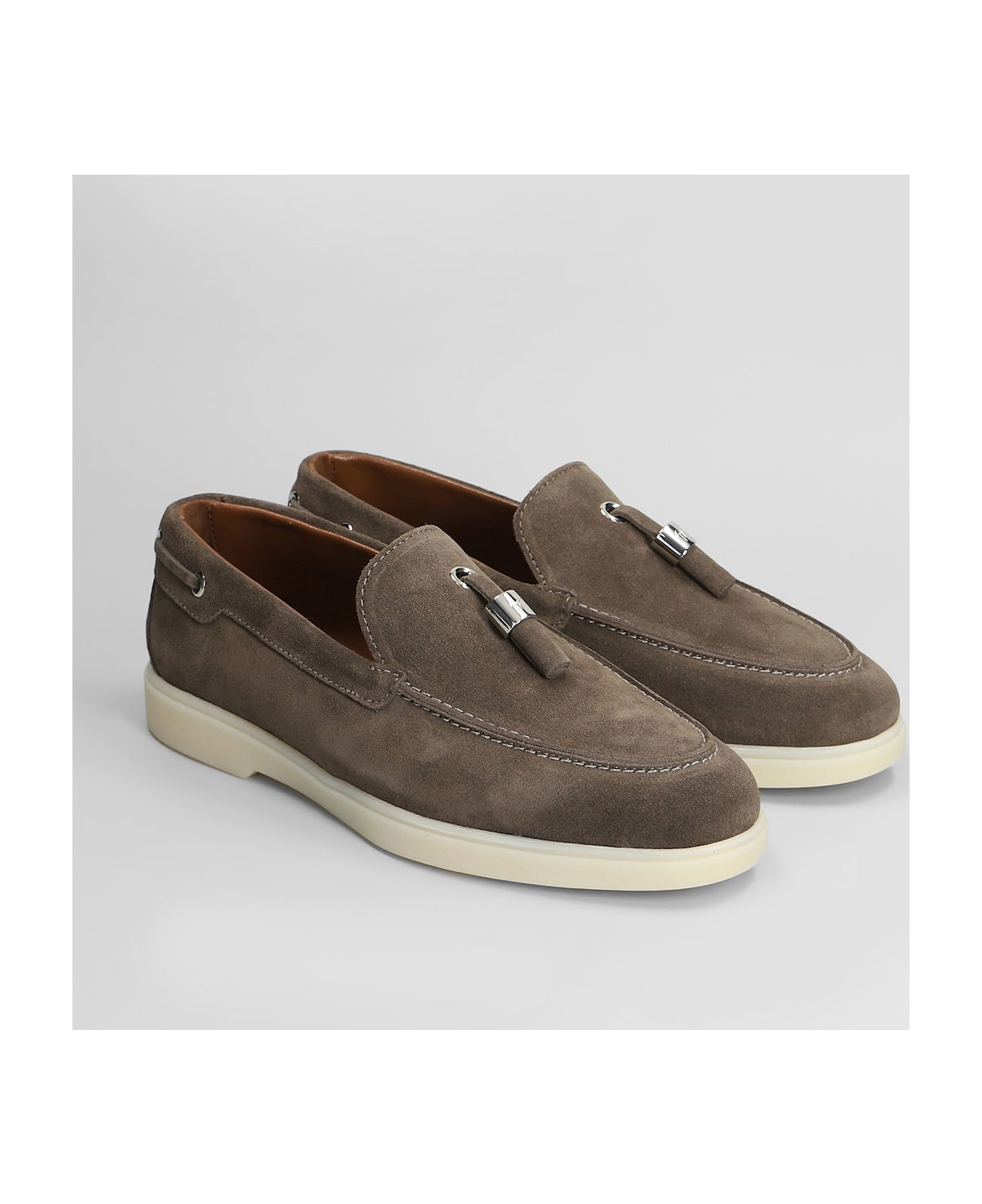 The Maui Loafers In Beige Suede - 2