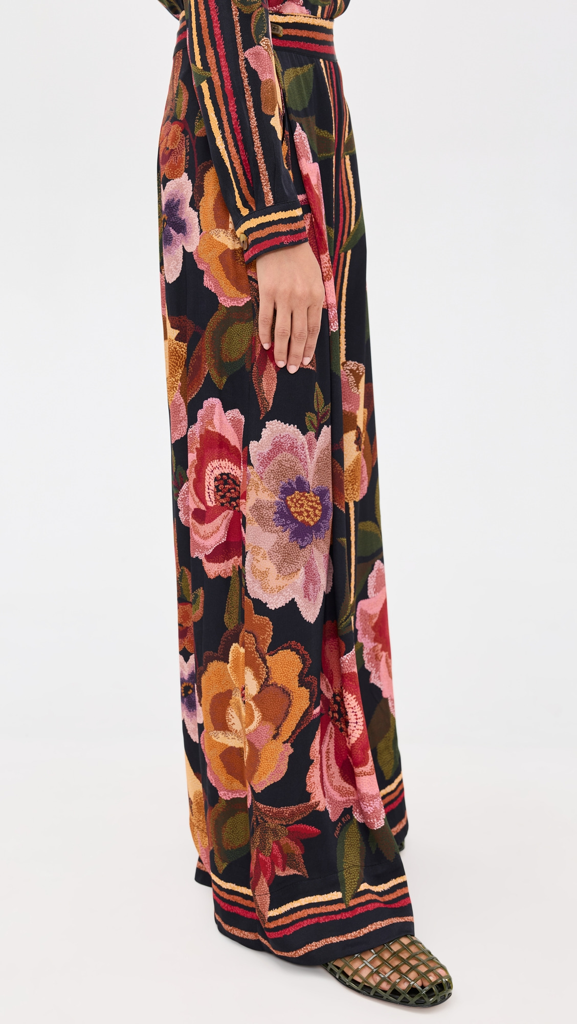 Chenille Flowers Pants - 4