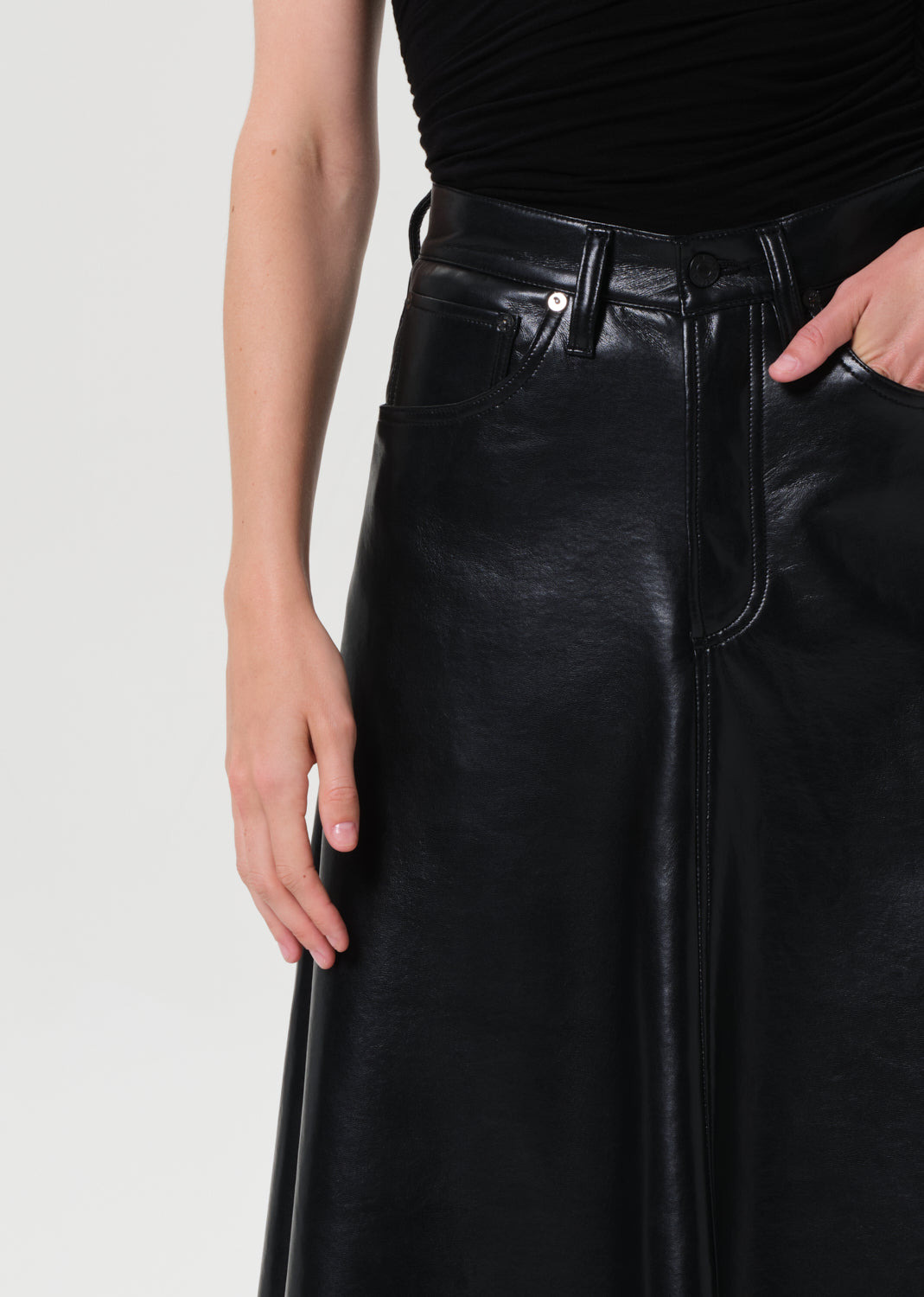 ODIN SKIRT (RECYCLED LEATHER) IN DETOX - 5
