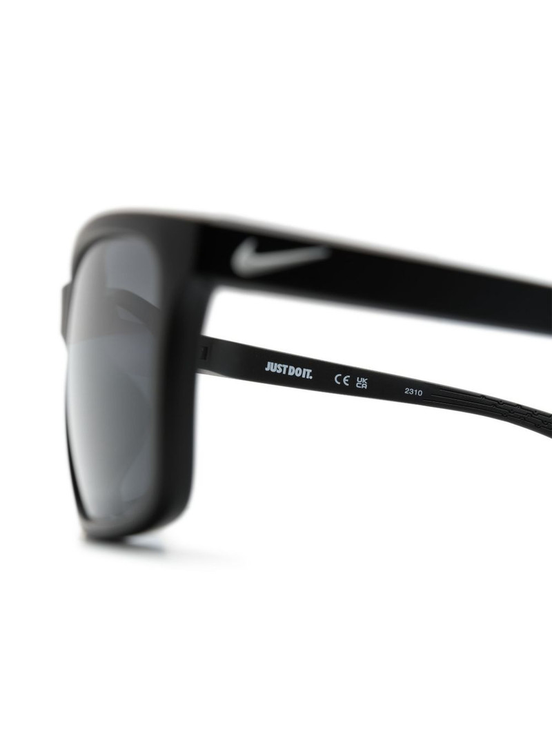 Valiant Terrain Tint rectangle-frame sunglasses 3