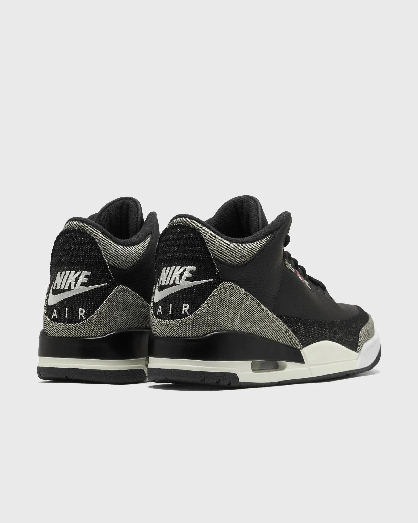 Jordan x LEVIS AIR JORDAN 3 
