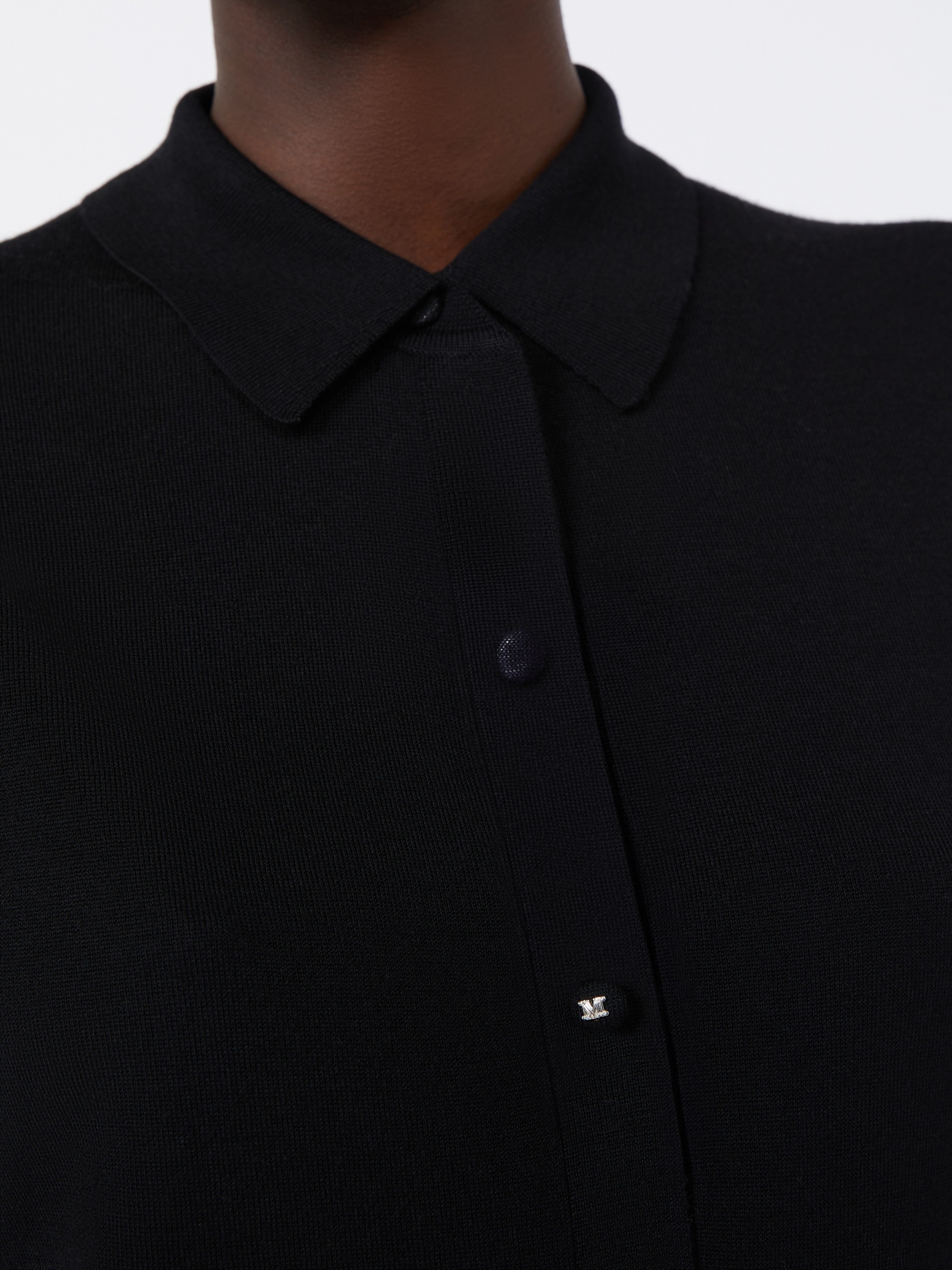 ROMANIA Slim-fit fine wool cardigan - 5