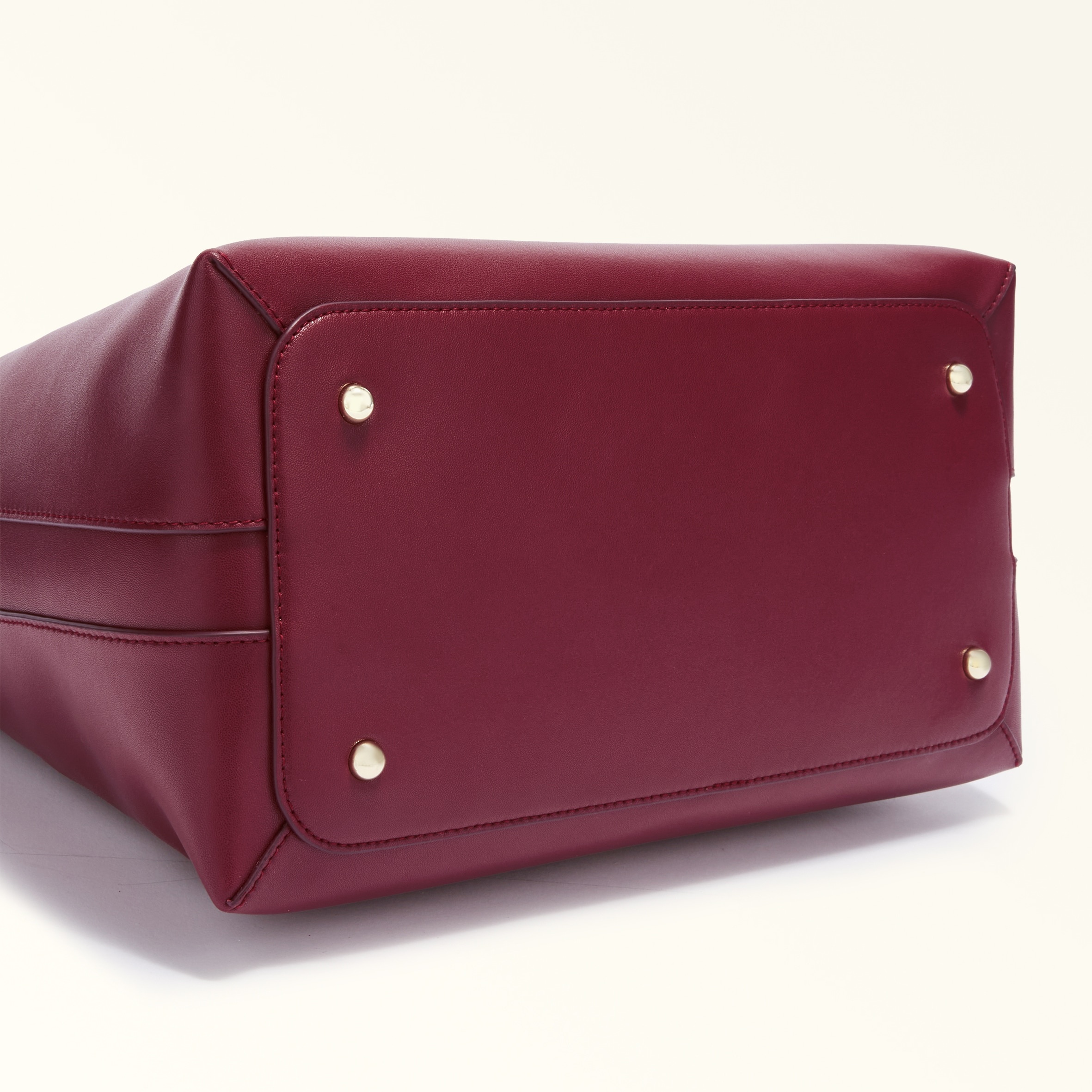 【国内即納】FURLA FURLA TVSHAPE WW00048007L3 Furla Petite Shape WW00047003L4