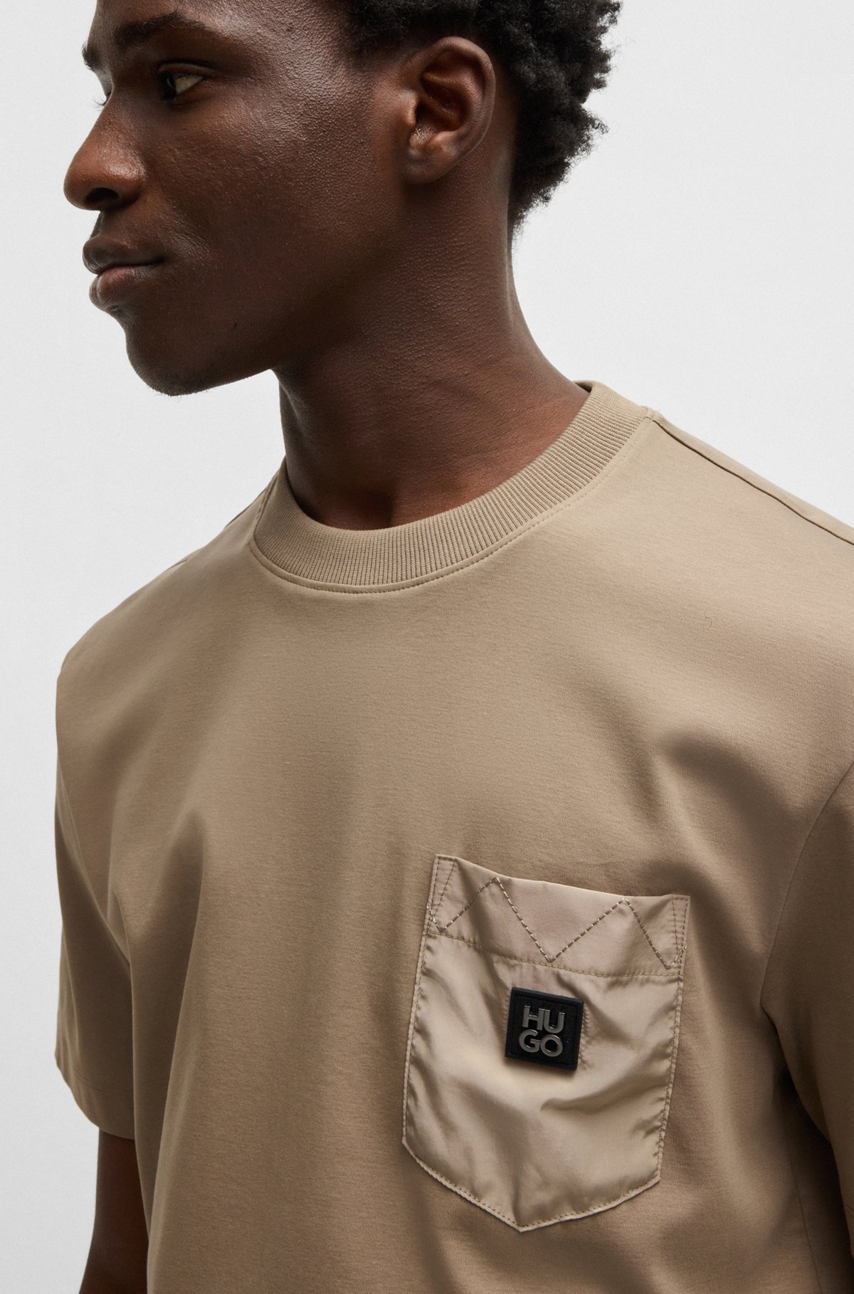 INTERLOCK-COTTON T-SHIRT WITH CONTRAST POCKET - 3