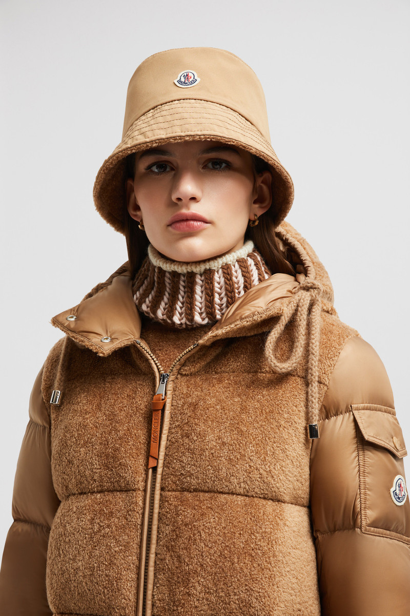 Moncler Reversible Bucket Hat outlook