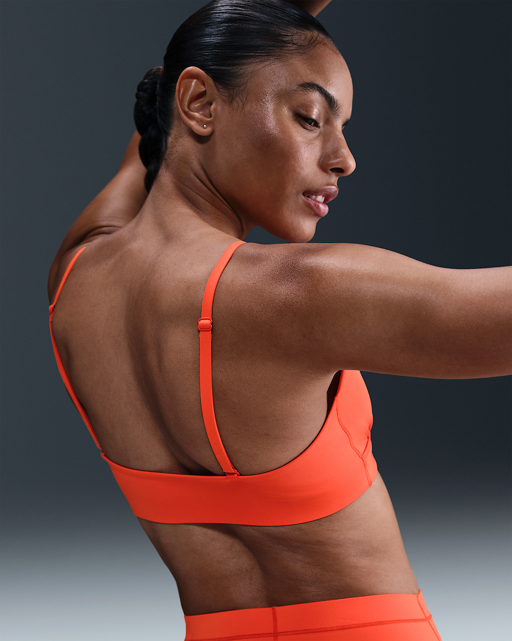 Nike Form Women's Light-Support Non-Padded Triangle Sports Bra - 2