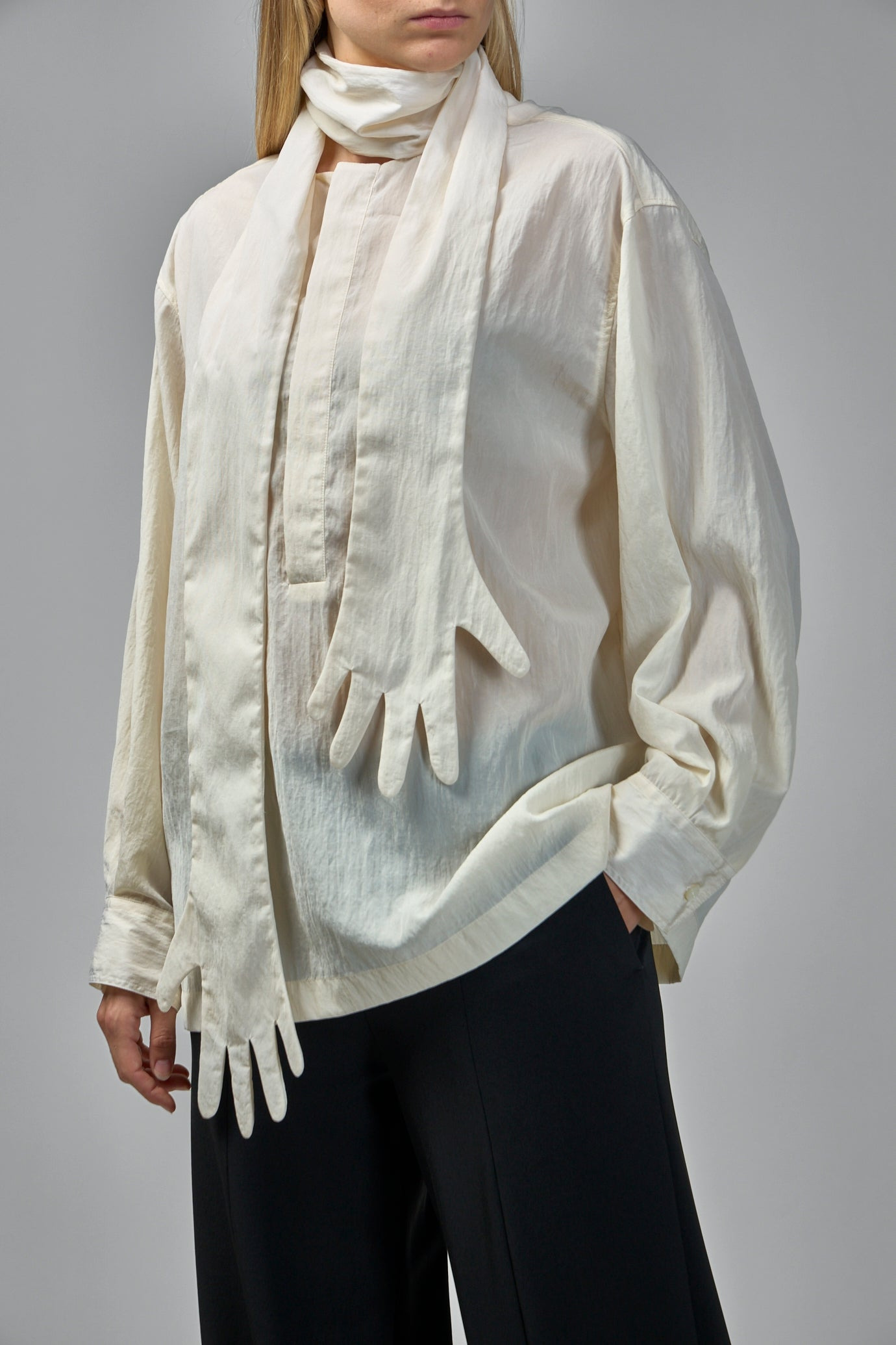 Shirt With Gloves Detail - 4