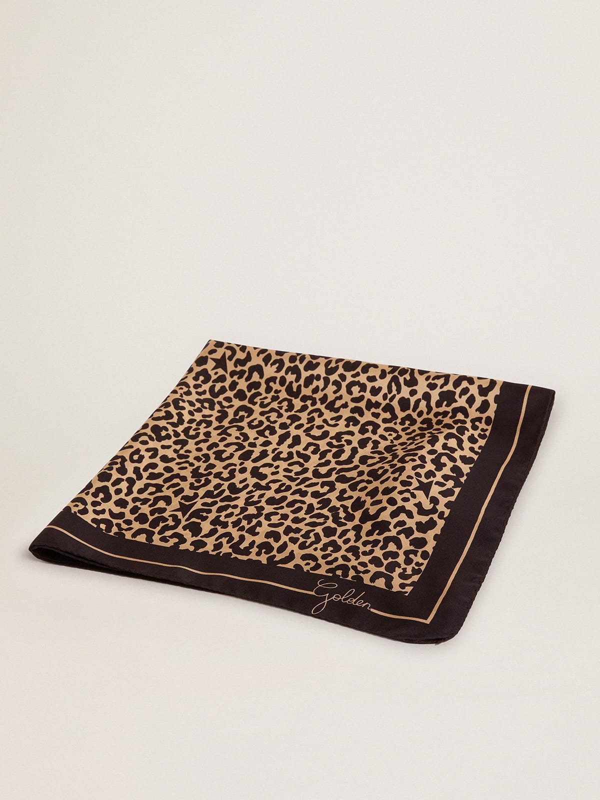 Golden Collection scarf in black with leopard print - 1