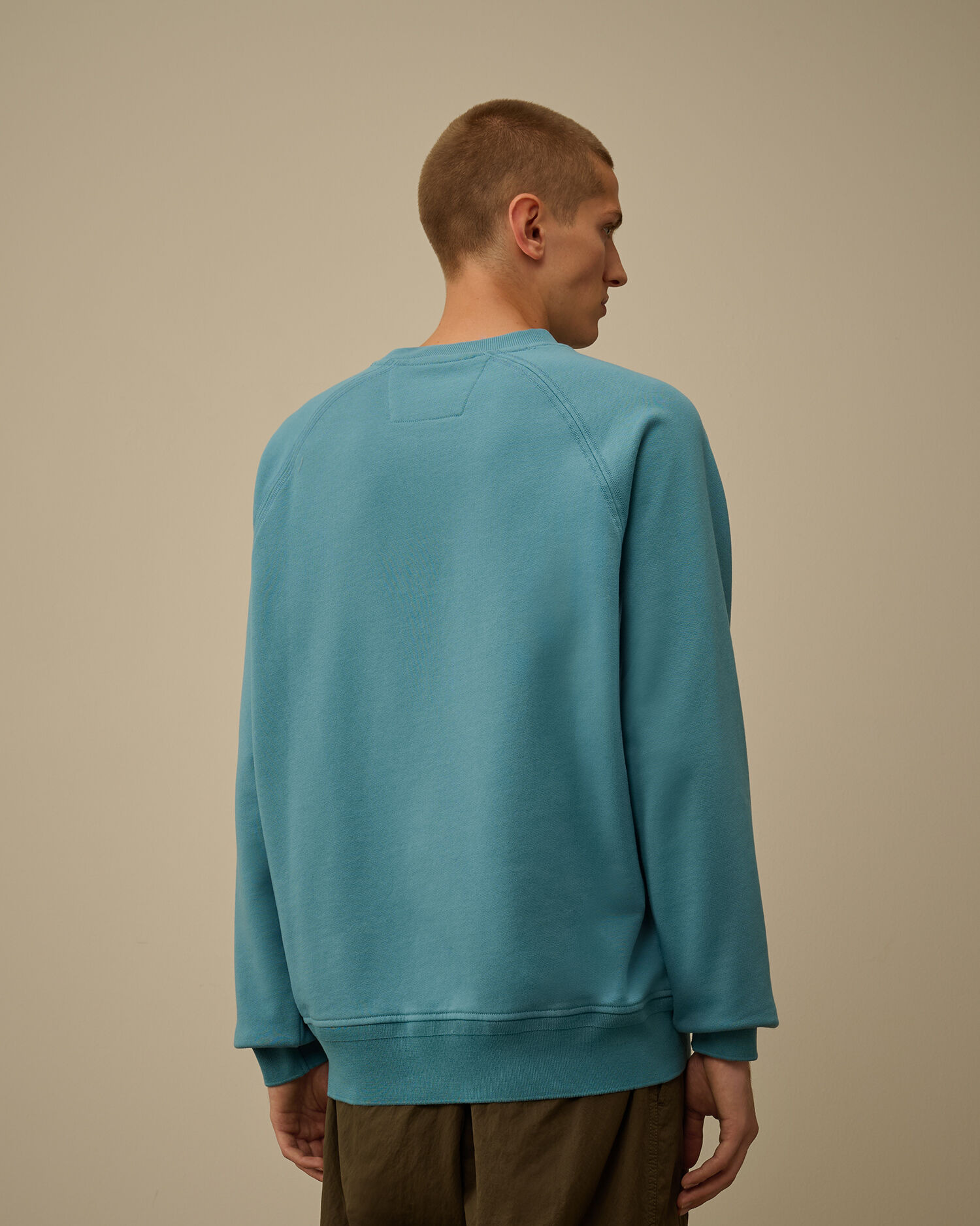 Diagonal Raised Fleece Crewneck Logo Sweatshirt - 4