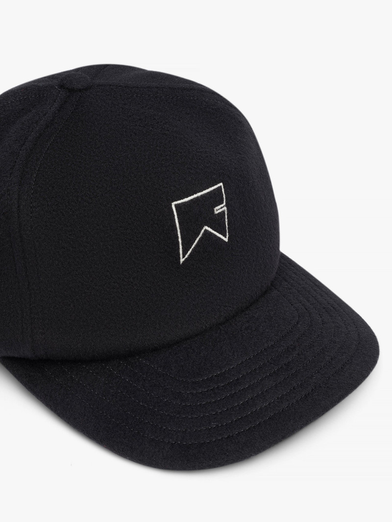 CASHMERE CHEVRON LOGO HAT 3