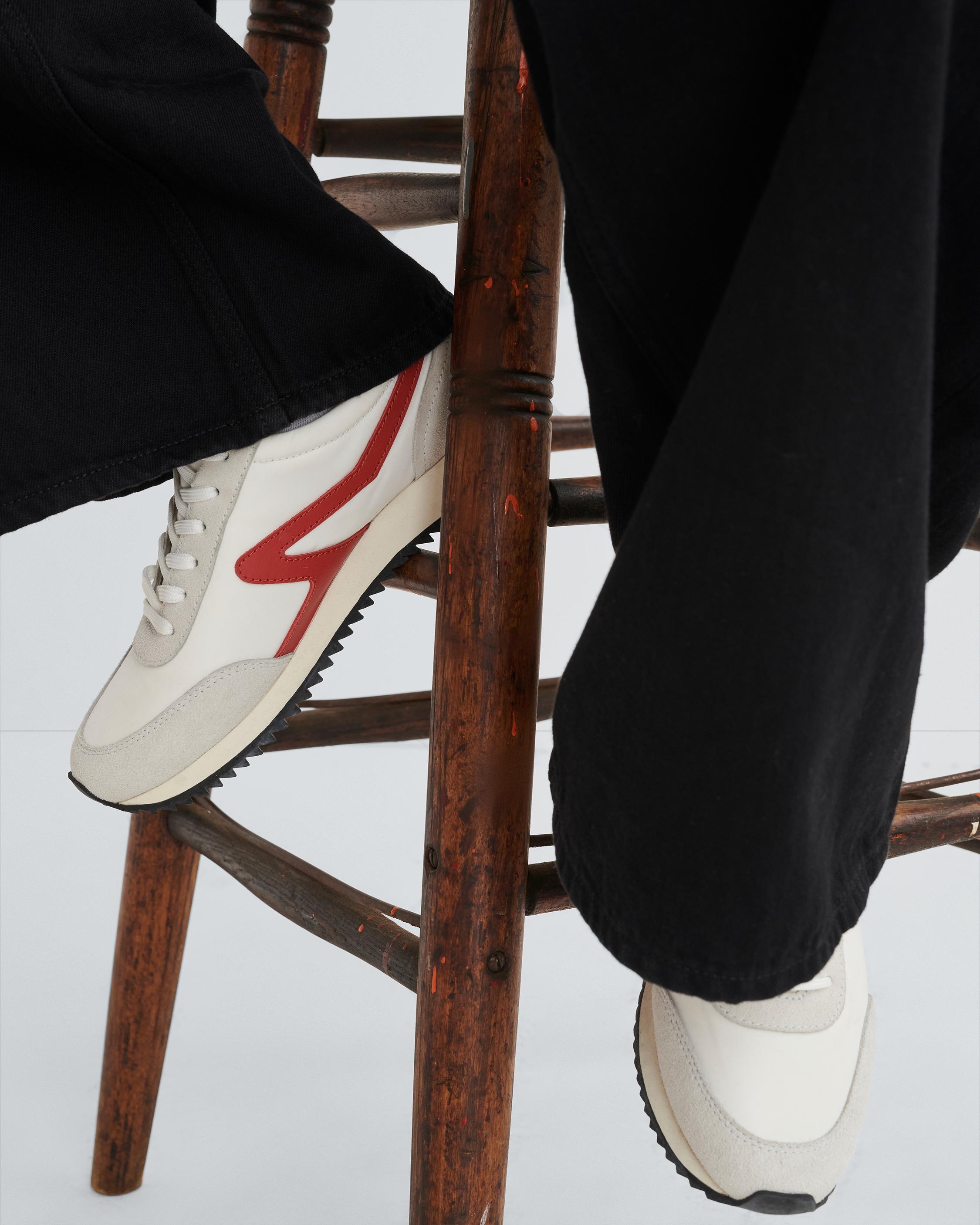 Retro Runner - Recycled Materials
Low Top Sneaker - 2