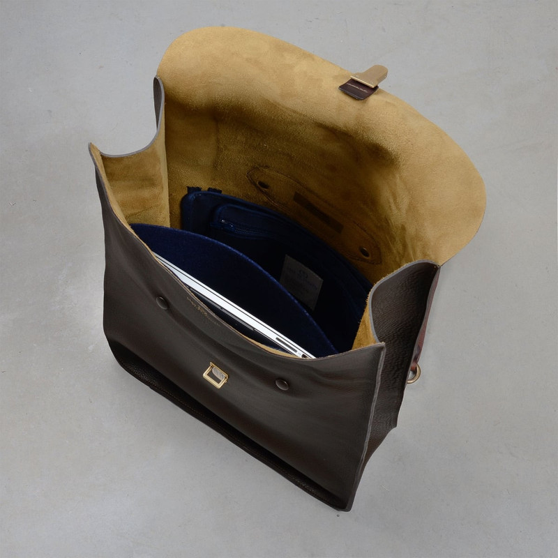 ARLO LEATHER BACKPACK - BLACK 4