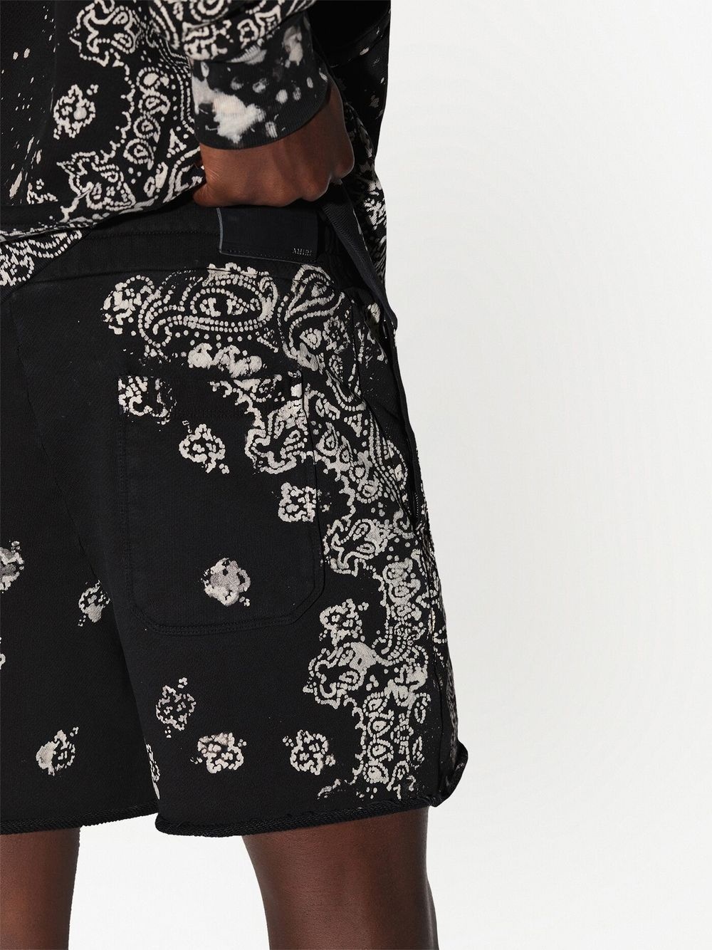 bandana-print beach shorts - 5