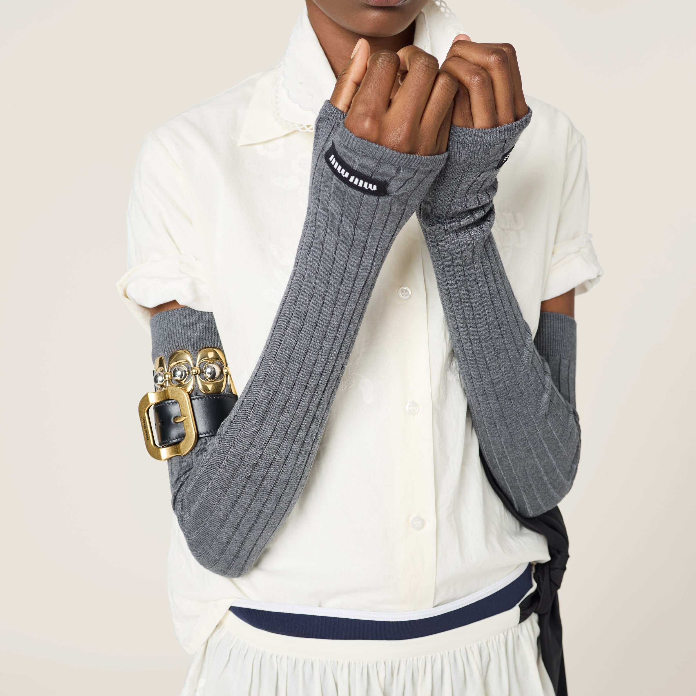 Embroidered batiste shirt - 4