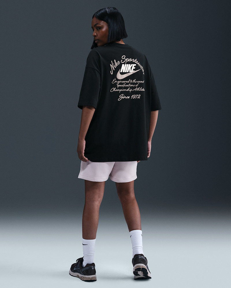 Nike Sportswear Women's Oversized T-Shirt 5