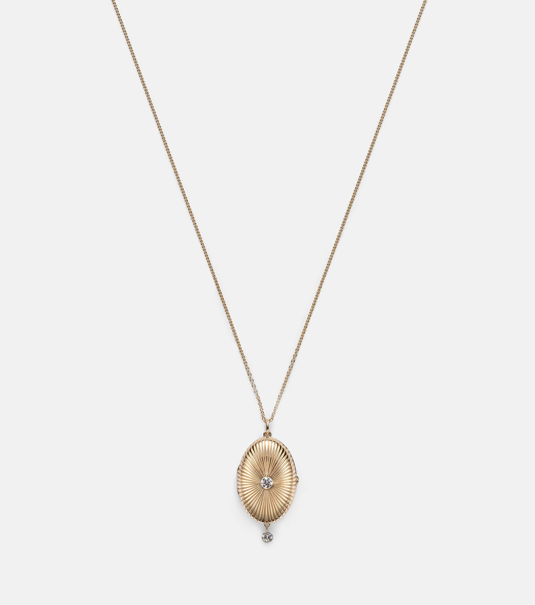 9kt gold locket necklace with diamonds - 4