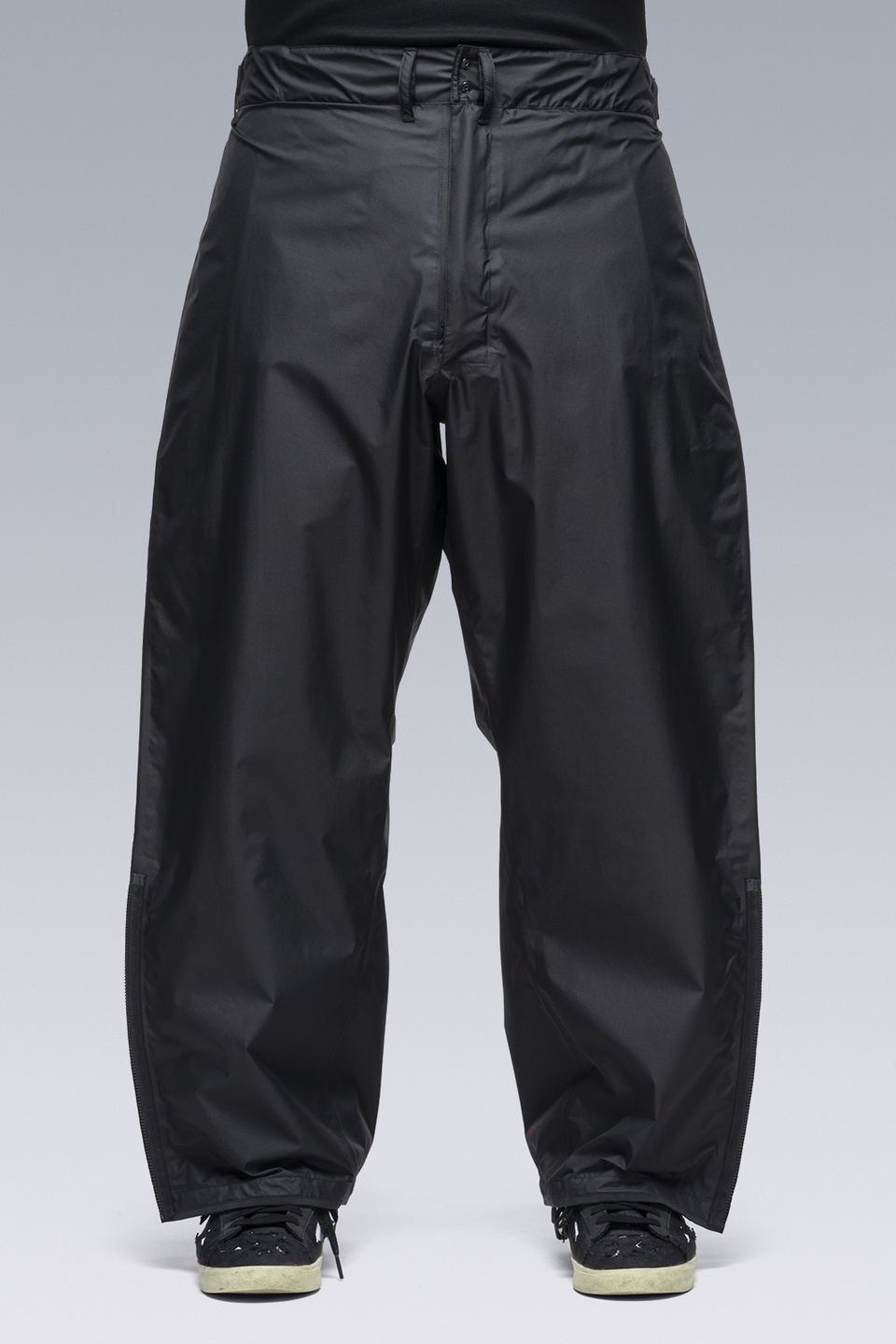 P45-GTPL 2L Gore-Tex Paclite Plus Single Pleat Trouser Black - 15