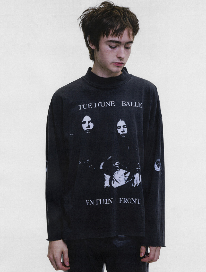 BALLETUE D'UNE MOCK NECK LS T-SHIRT 3