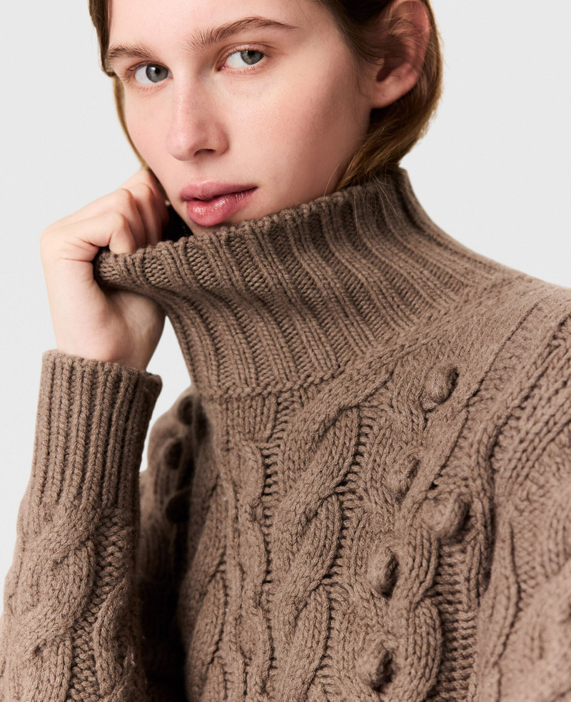 Cable Knit Jumper 4