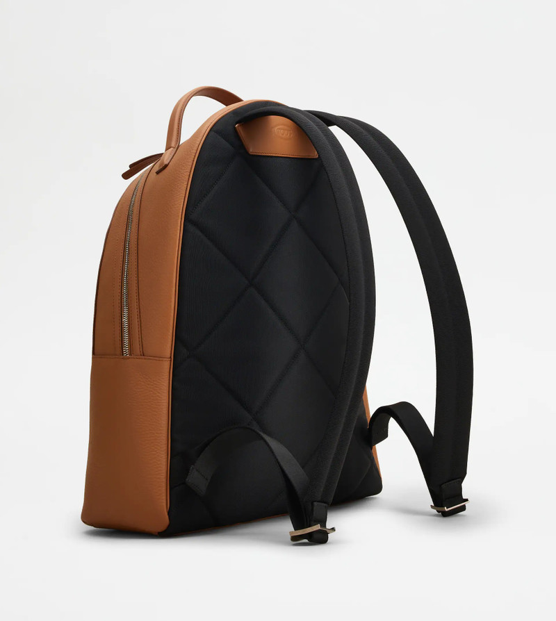 BACKPACK IN LEATHER MEDIUM - BROWN 3