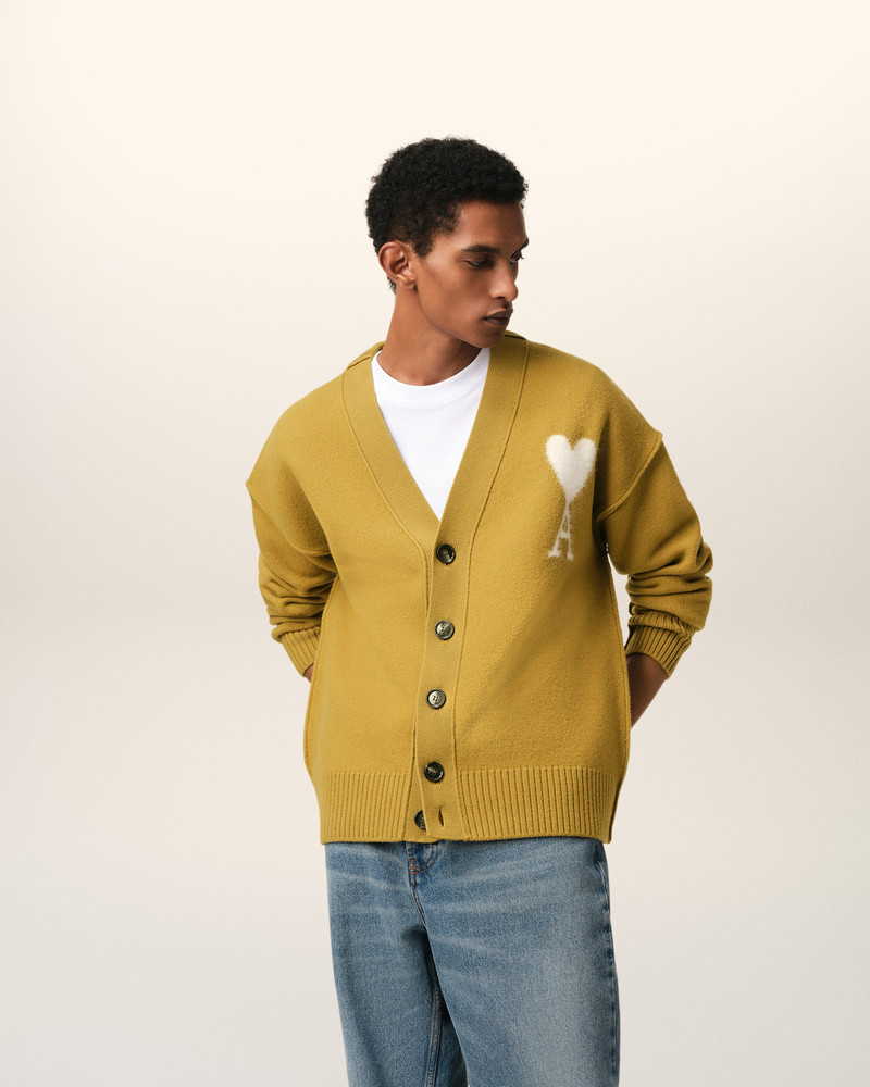 AMI Paris MUSTARD WOOL AMI DE COEUR CARDIGAN outlook