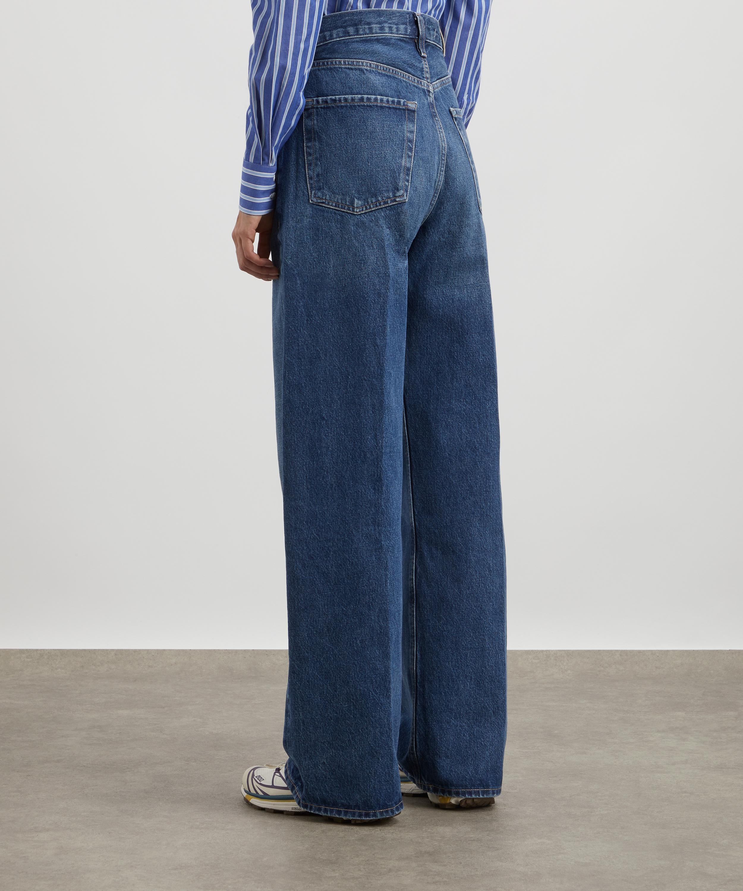 Ayla Baggy Jeans in Claremont - 4