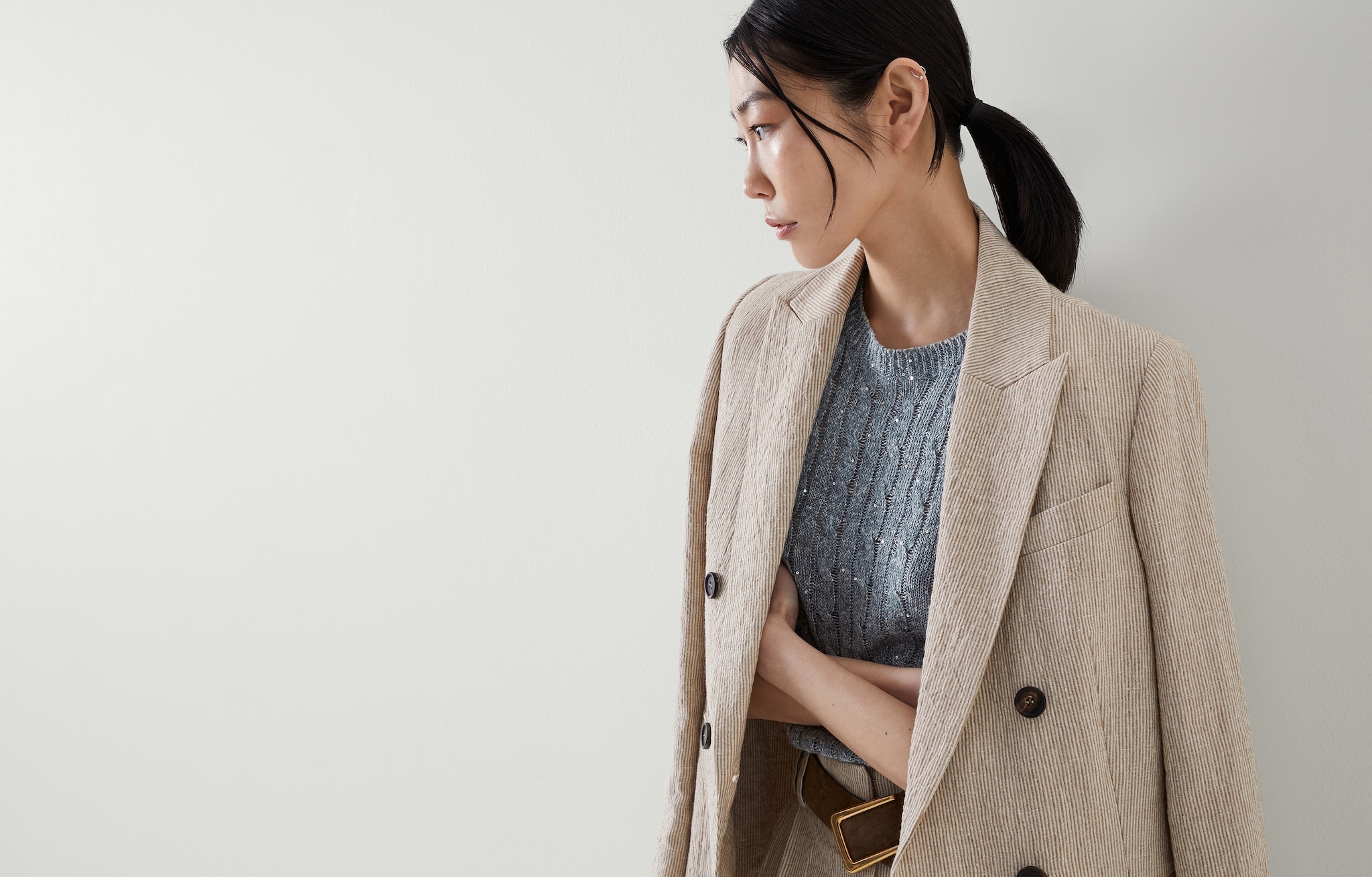 Wrinkled striped linen blazer with monili - 6