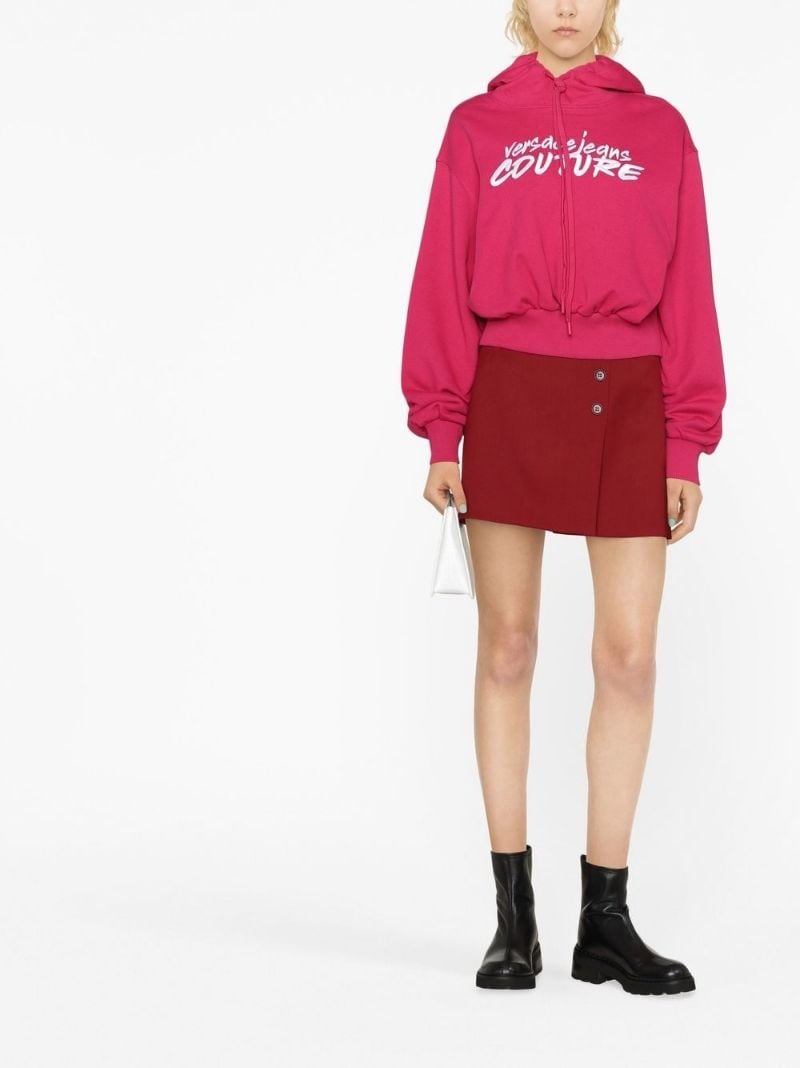 logo-embroidered cropped hoodie - 2