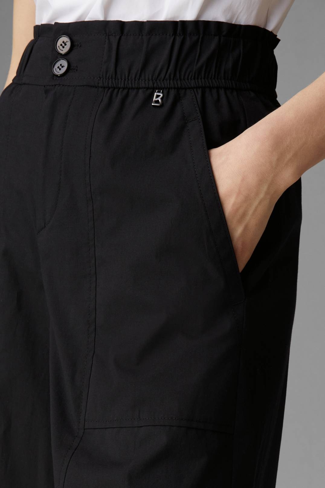 IDA BERMUDA SHORTS IN BLACK - 5