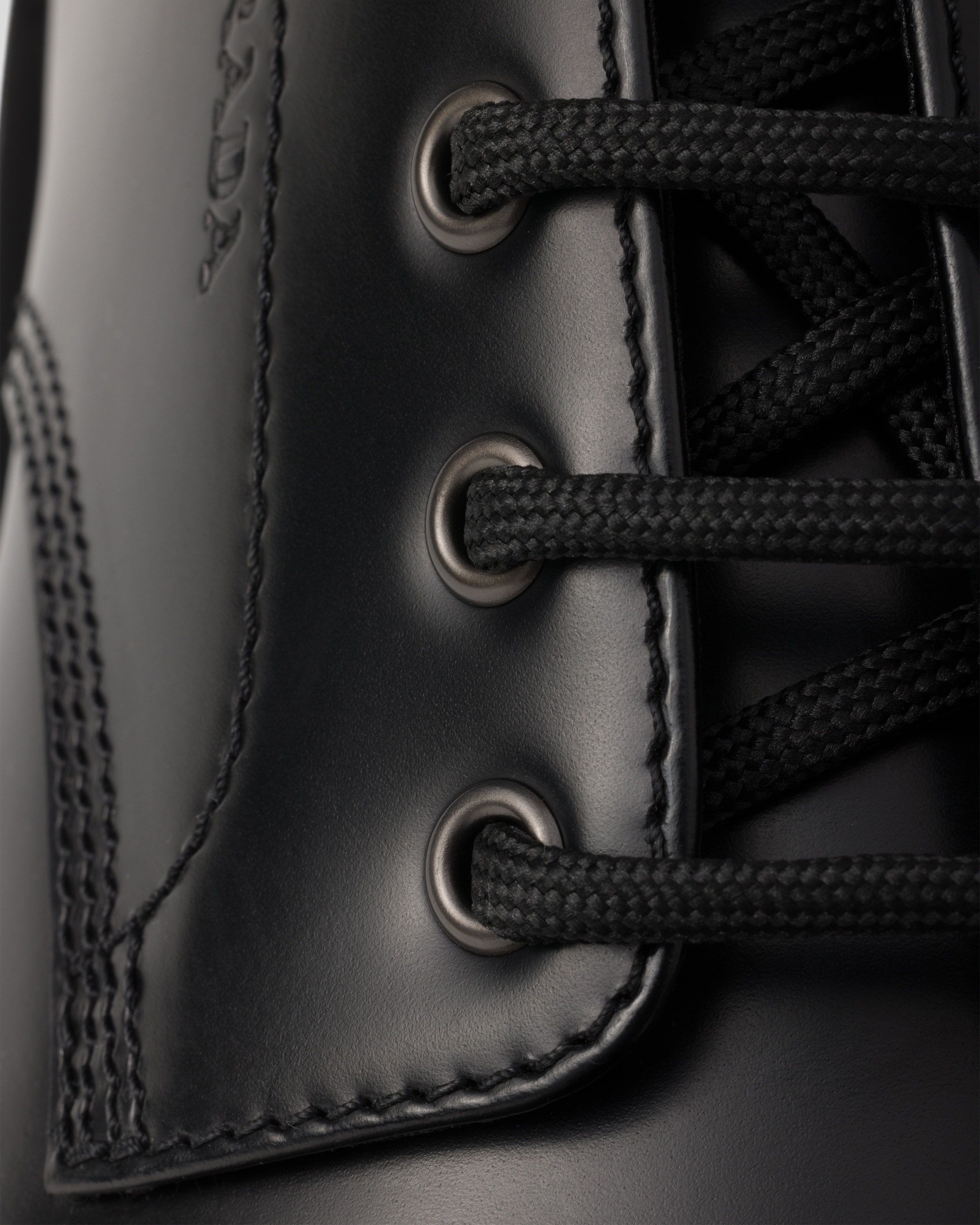 Brushed leather derby shoes - 6
