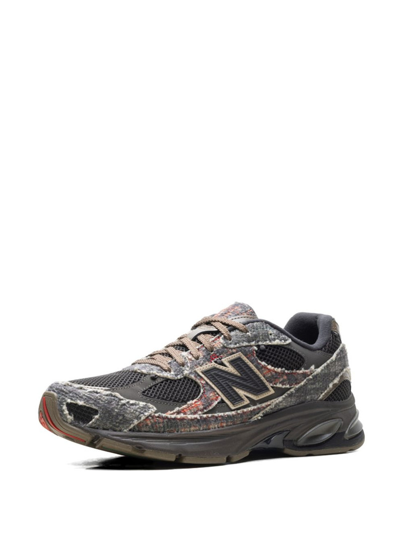 distressed effect low top sneakers 6